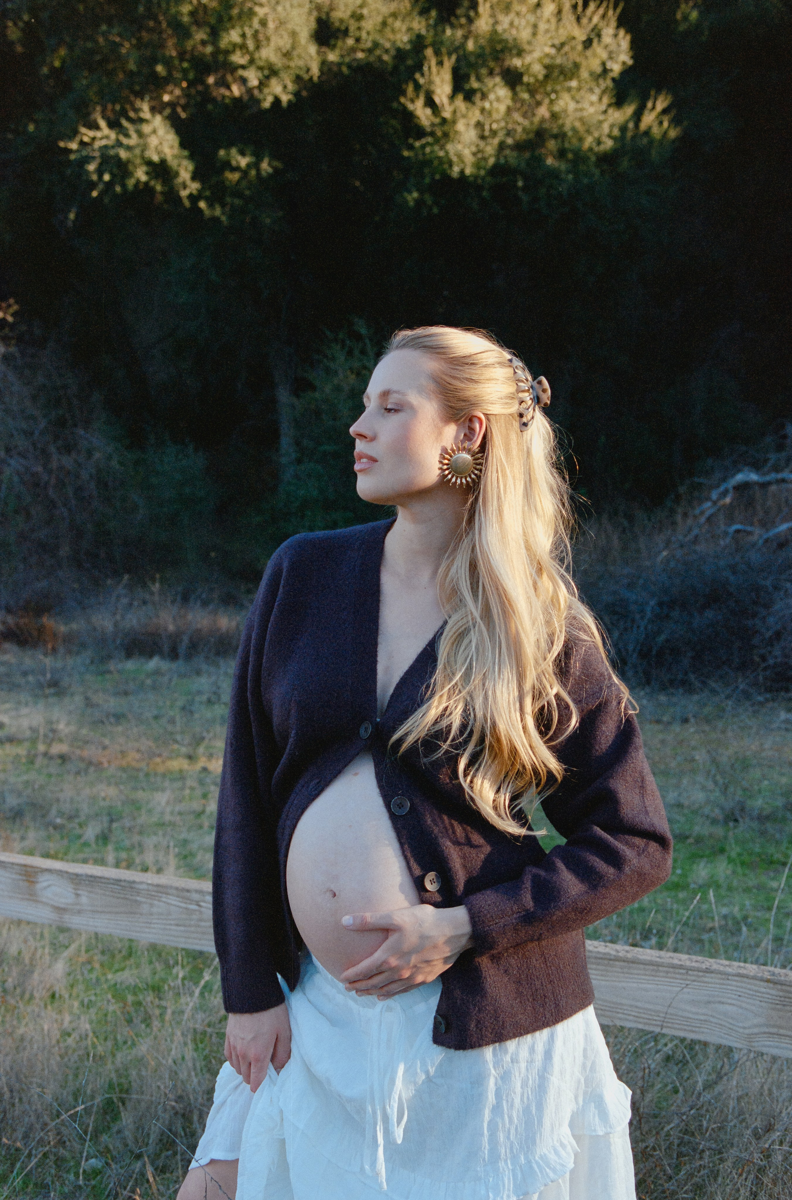 Maternity. Film photographer in Los Angeles Anastasiya Pankova