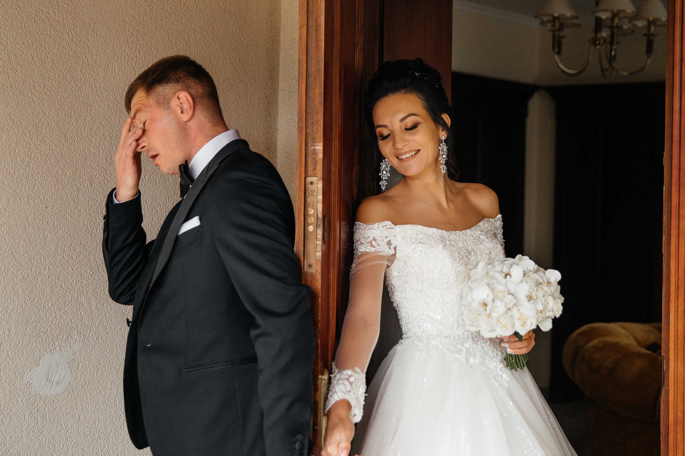 Утро невесты, сборы жениха, фотосессия в высоком берегу в Ростове, Фотограф в Ростове, Свадьба в Ростове, сборы в гостинице, Высокий берег Ростов, свадьба в Краснодаре, ФОтограф в Краснодаре, свадьба в Сочи, Фотограф в Сочи, фотограф в Риме, фотограф в Италии, фотограф в ИСпании