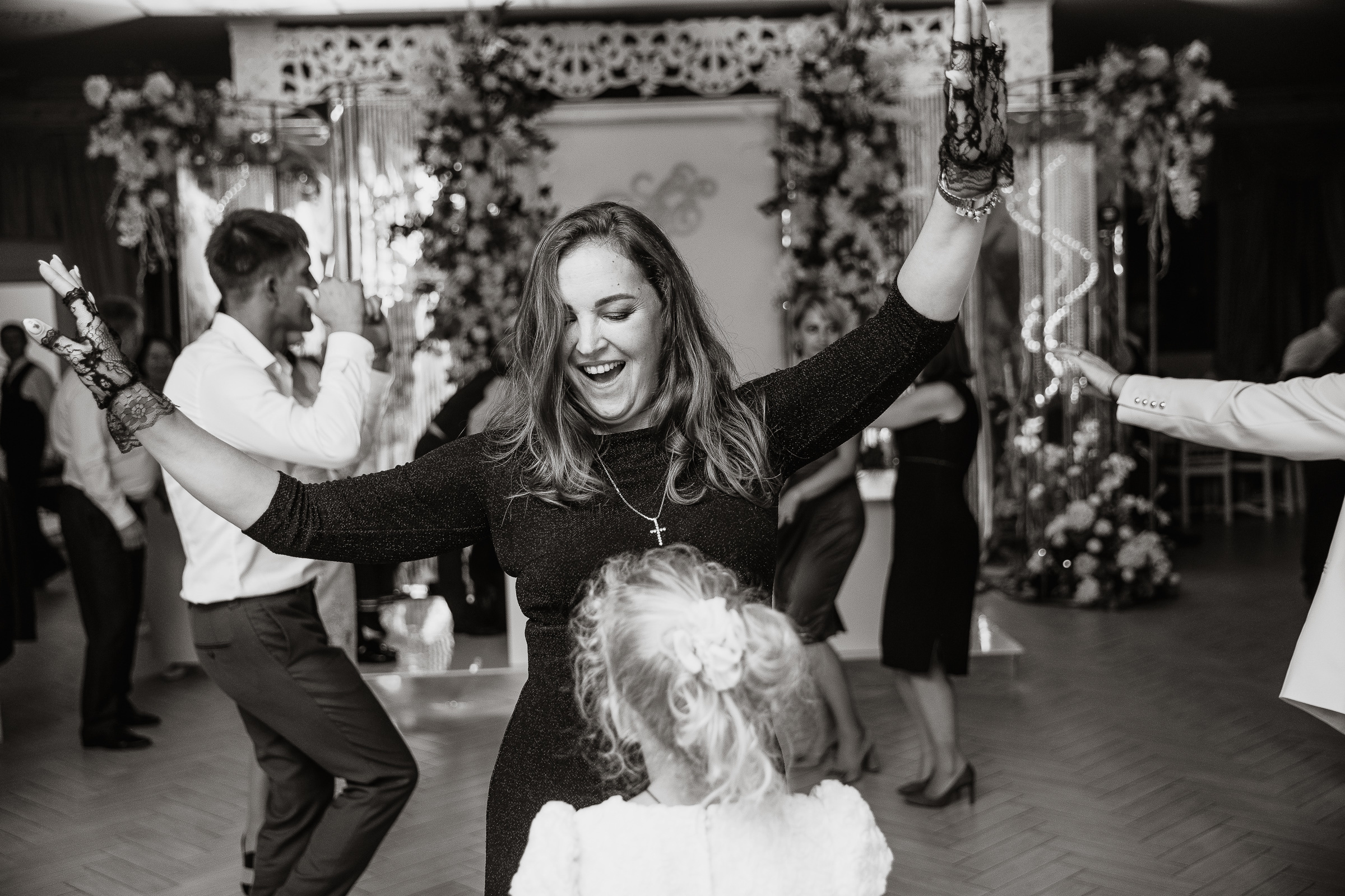 Утро невесты, сборы жениха, фотосессия в высоком берегу в Ростове, Фотограф в Ростове, Свадьба в Ростове, сборы в гостинице, Высокий берег Ростов, свадьба в Краснодаре, ФОтограф в Краснодаре, свадьба в Сочи, Фотограф в Сочи, фотограф в Риме, фотограф в Италии, фотограф в ИСпании