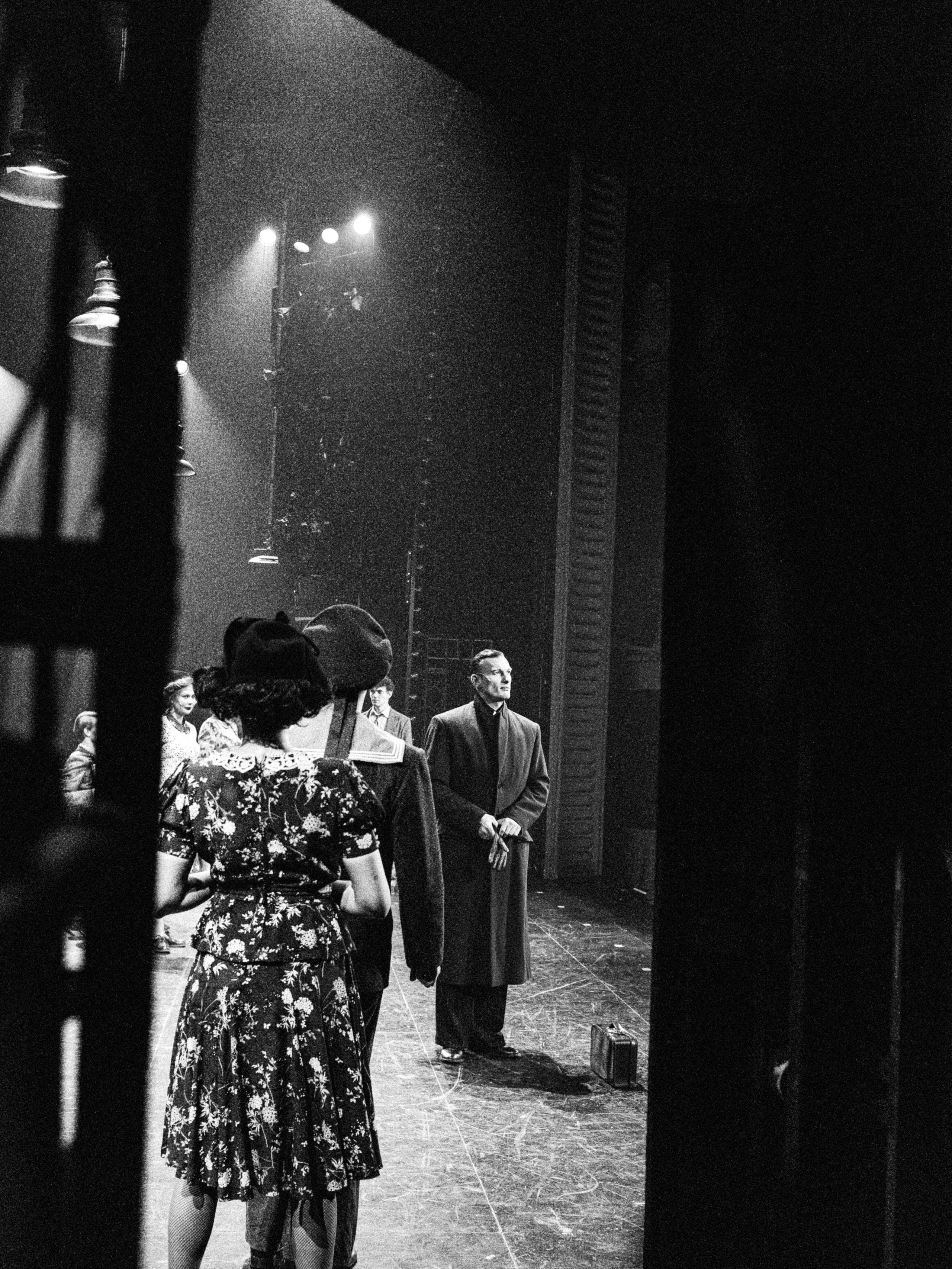 Theatre backstages. Portrait and backstage photographer Nina Crane