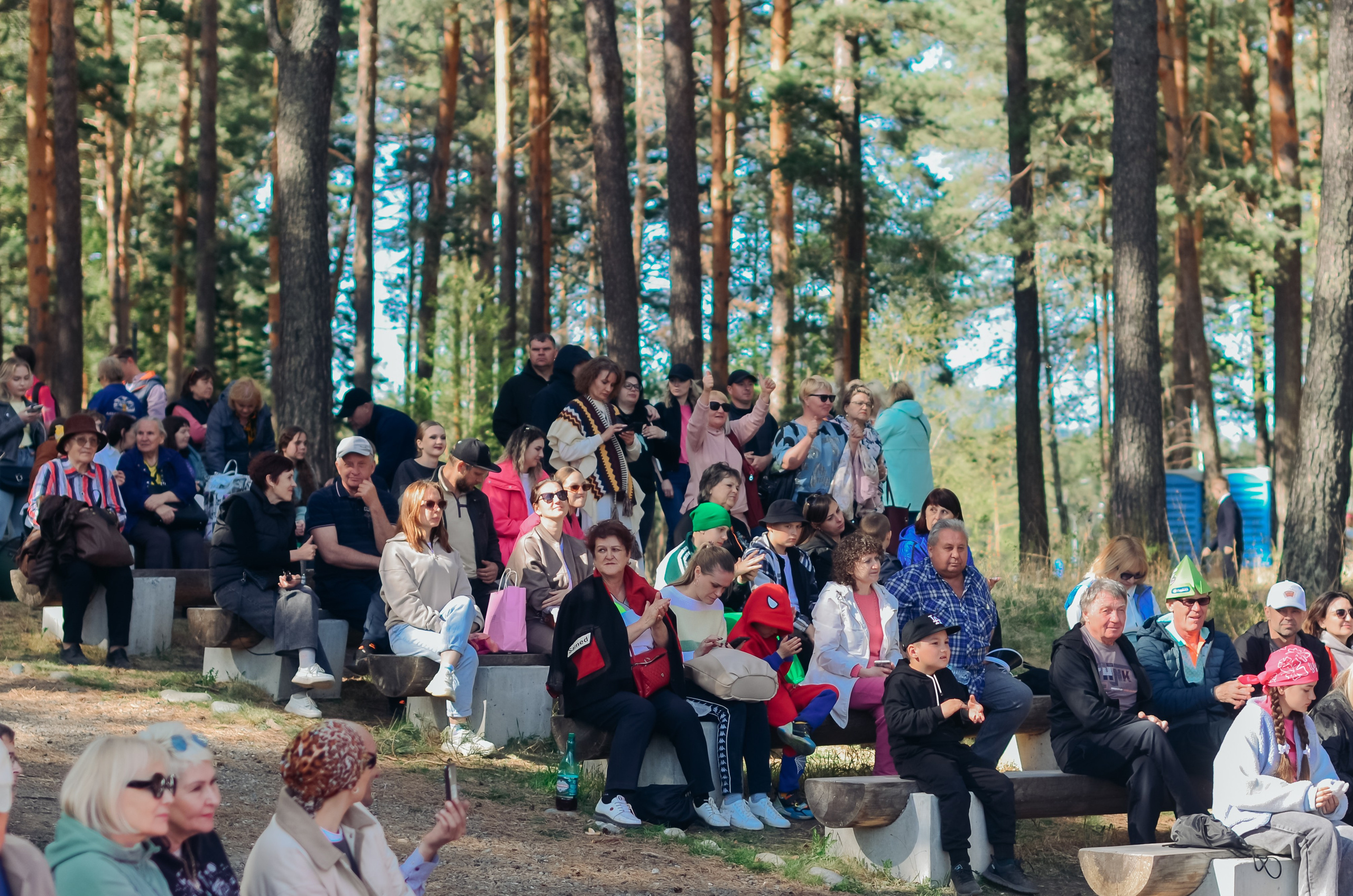 Фестиваль «Цветение Маральника на Алтае 2025». Фоторепортаж. Денисова Аля — фотограф для парных съемок и индивидуальных историй в Барнауле