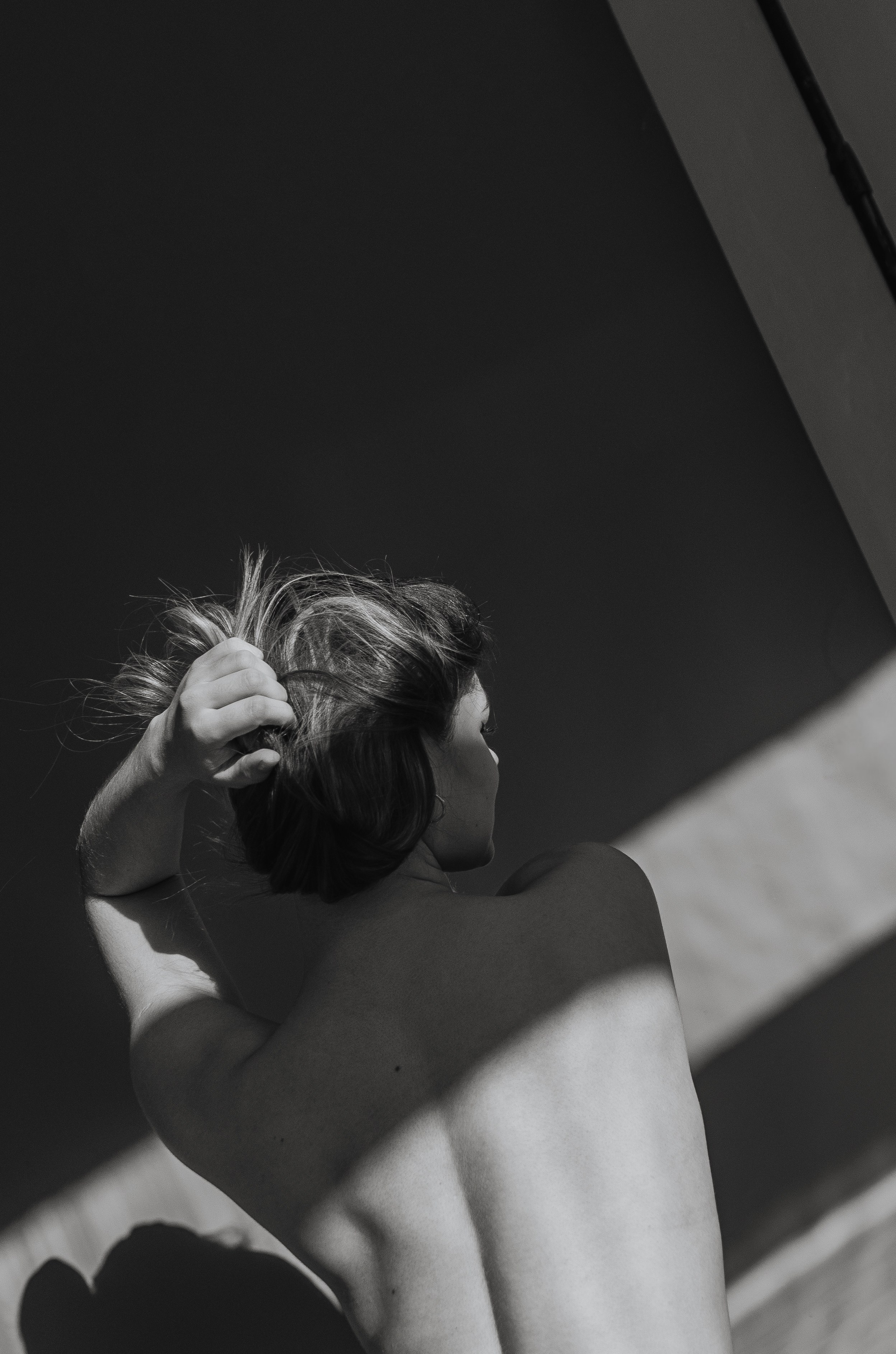 Женская фотосессия в стиле минимализм. Денисова Аля — фотограф для парных съемок и индивидуальных историй в Барнауле