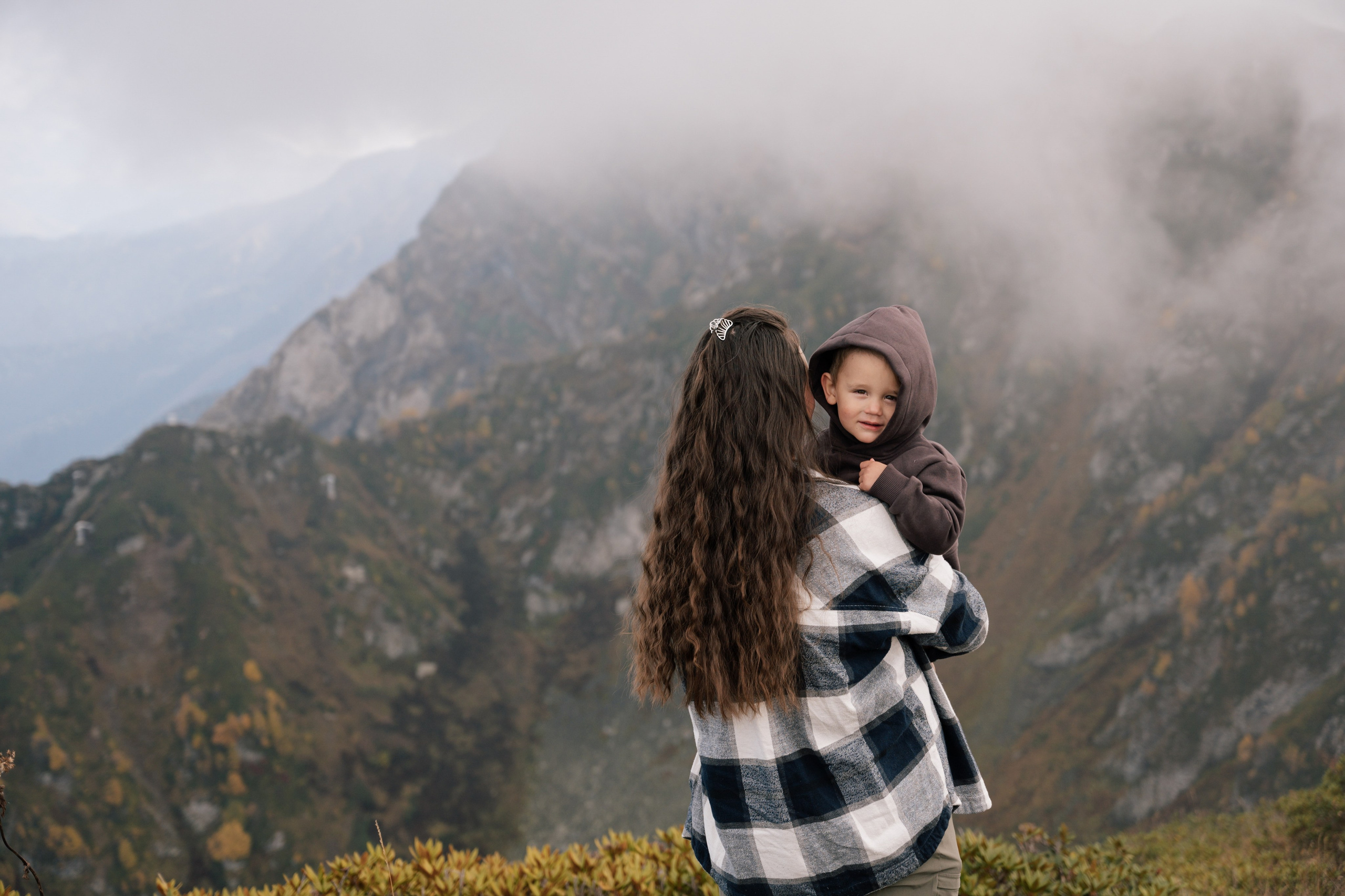 Выше гор только любовь. Свадебный и семейный фотограф Вероника Холод
