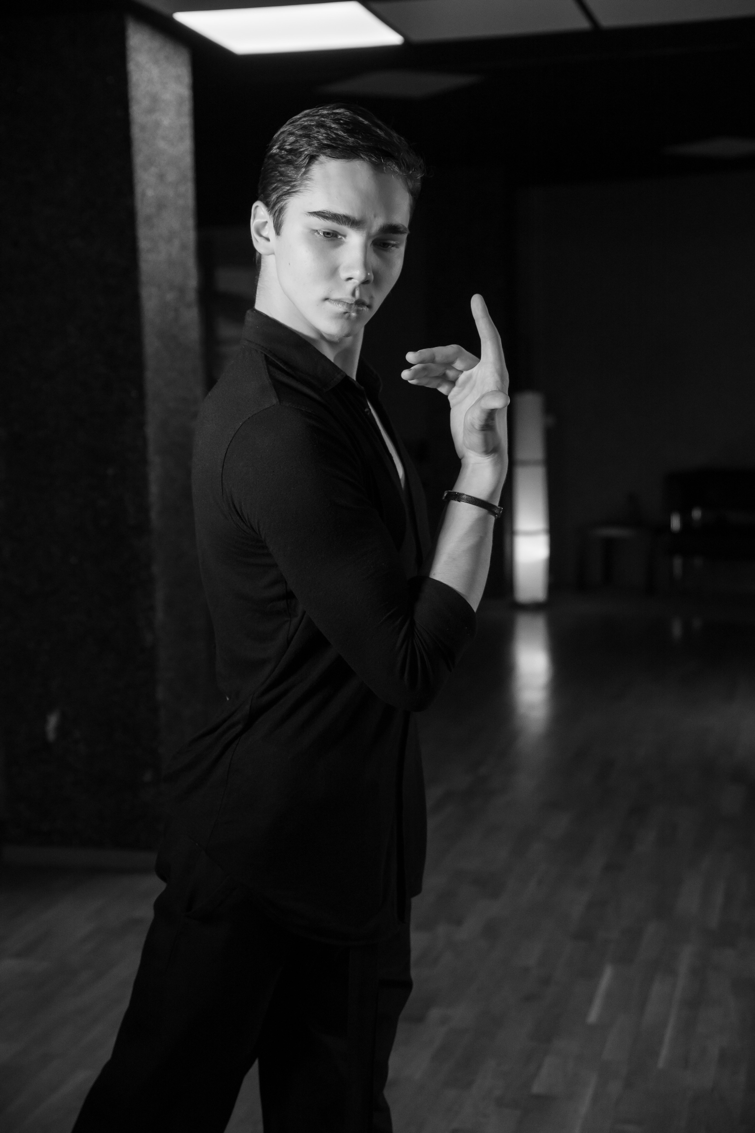 Карина и Илья студия Премьер. Фотограф в Москве Яна Полосина