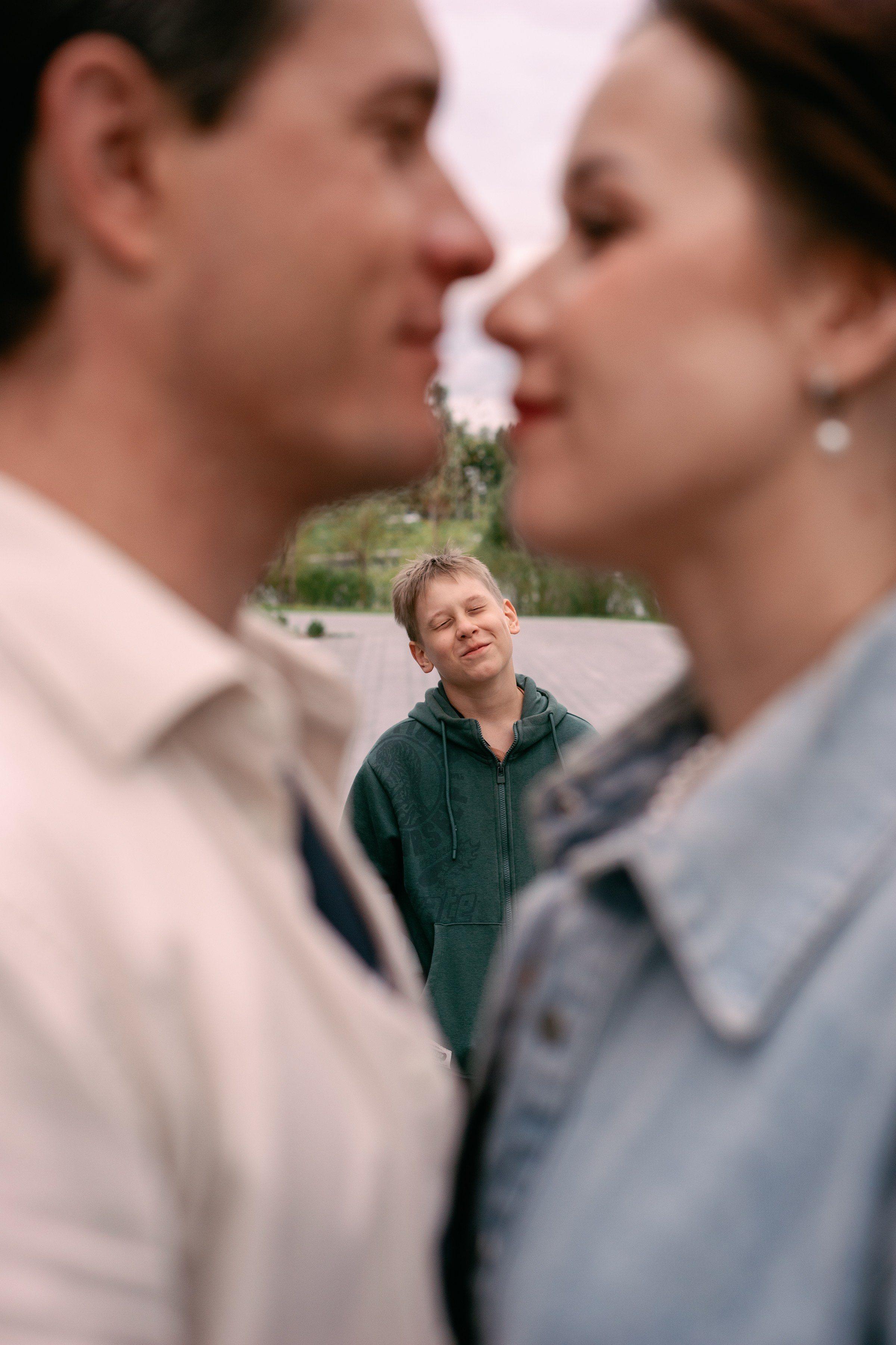 У театра Камала. Фотограф в Казани Алсу Багабиева