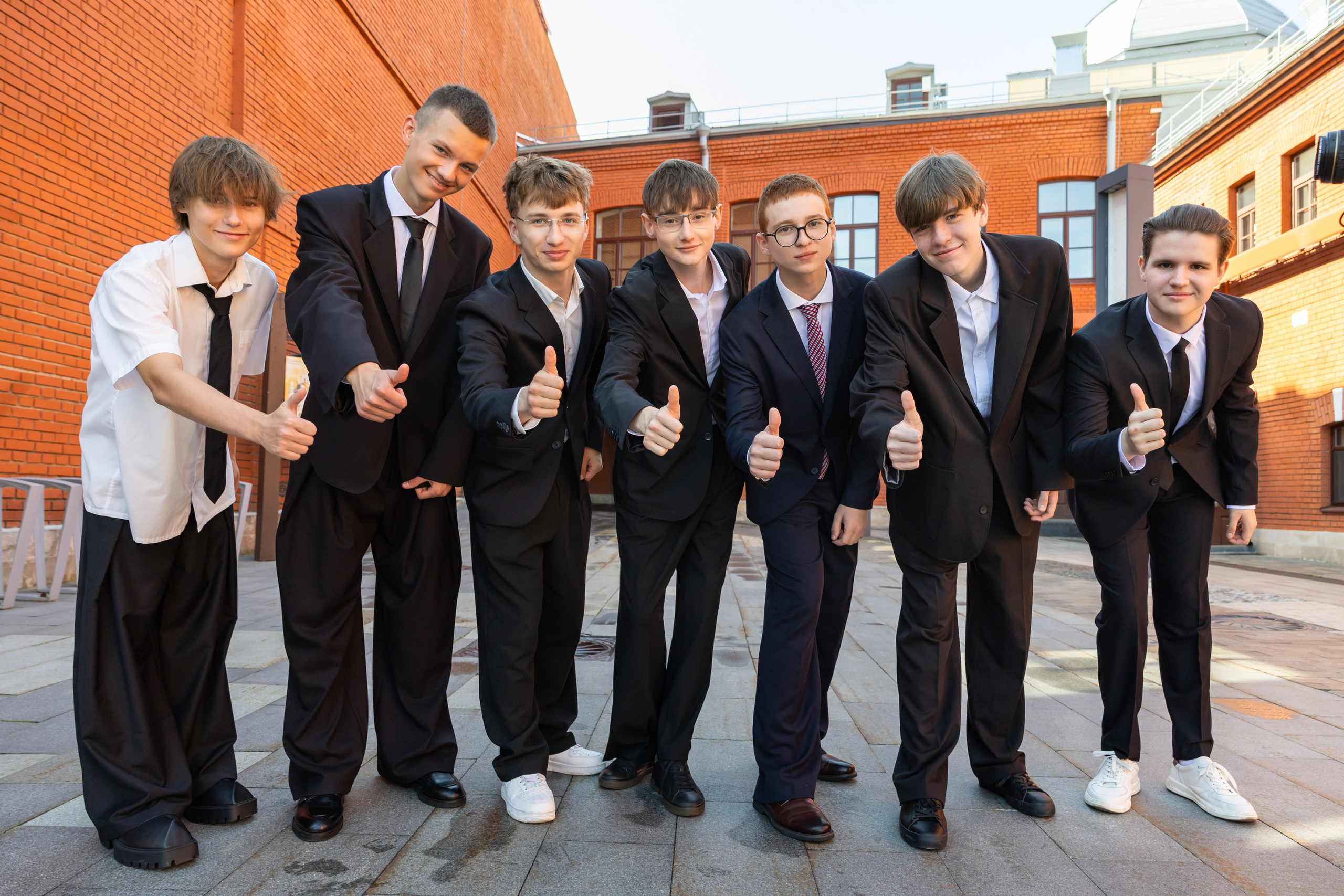 Школьная прогулка. Свадебная фотосъёмка в Москве, Туле