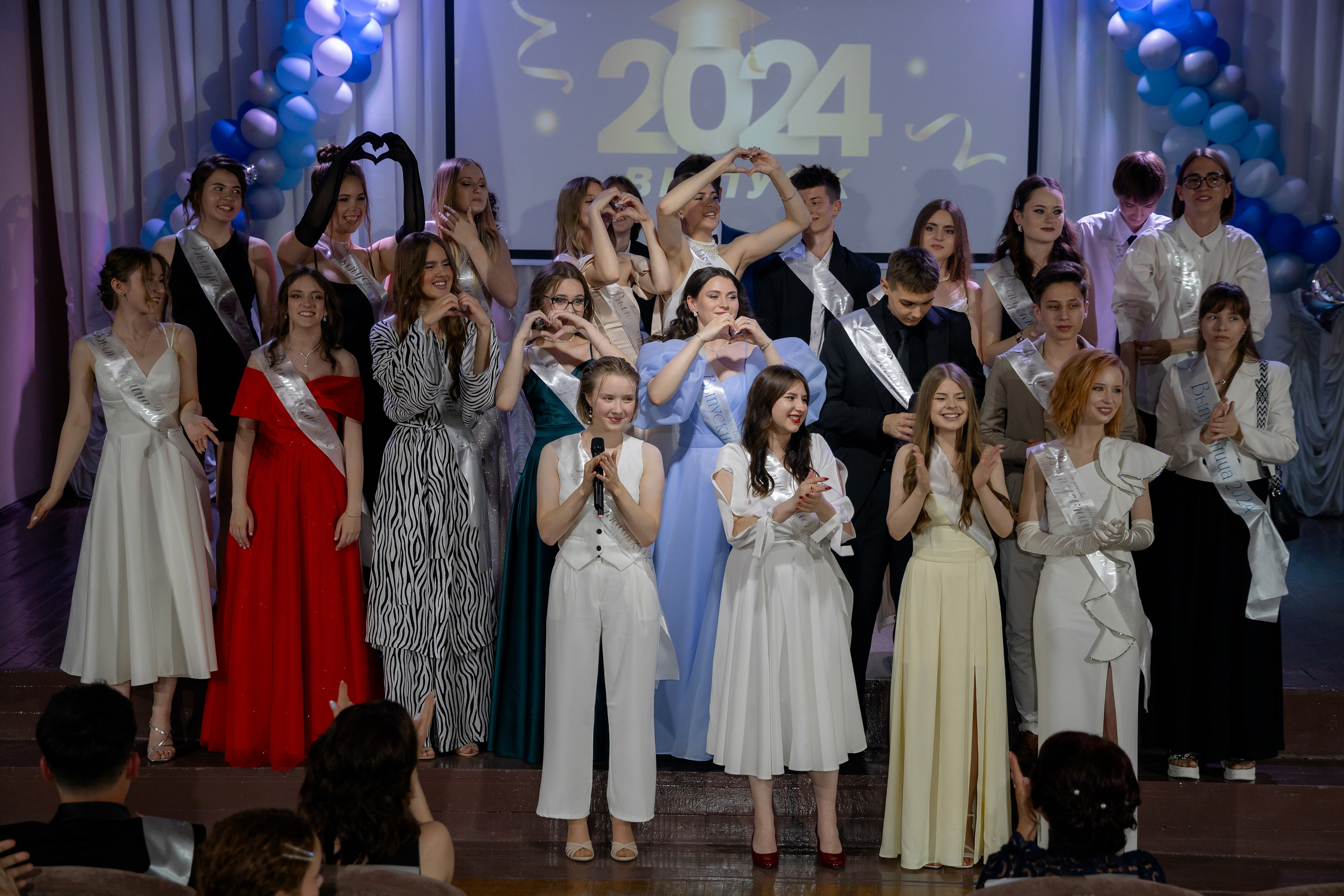 Школьный выпускной 2024 год в Соколе (Минск). Свадебный фотограф в Минске/Беларуси Сергей Спиридонов