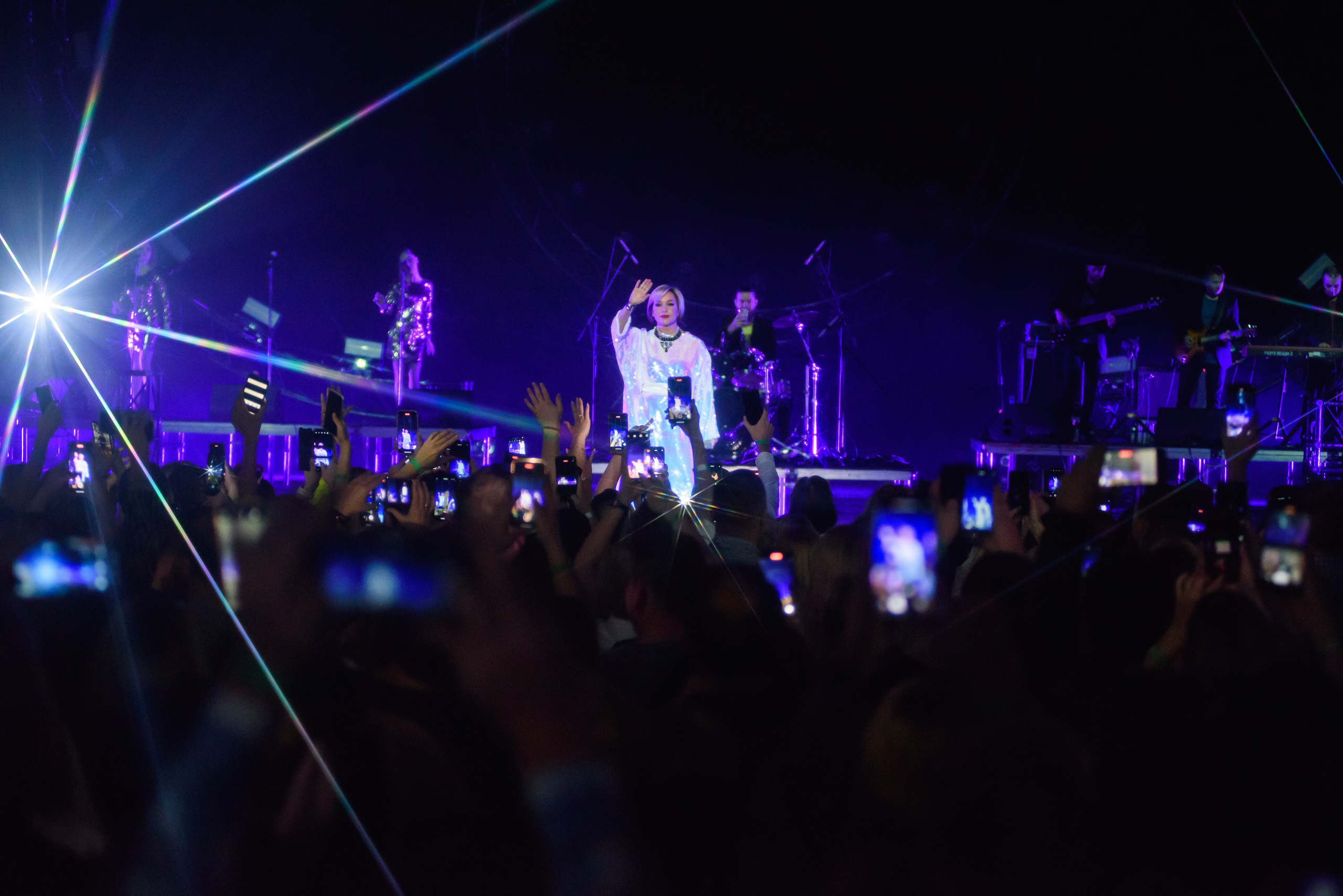 Дискотека 80-90-2000х — «Имена на все времена», Крокус Сити Холл. Бренд-фотограф для экспертов и блогеров в Москве Влада Горбовская