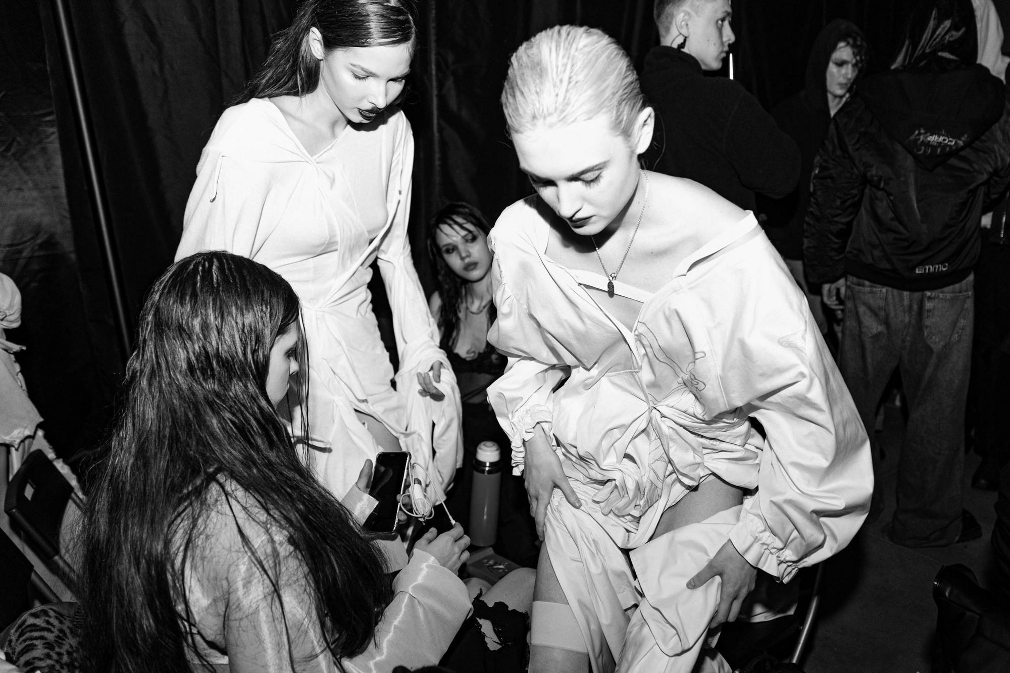 AUXI FASHION SHOW 2024. Backstage. Свадебный фотограф в Санкт‑Петербурге Елена Пчельникова