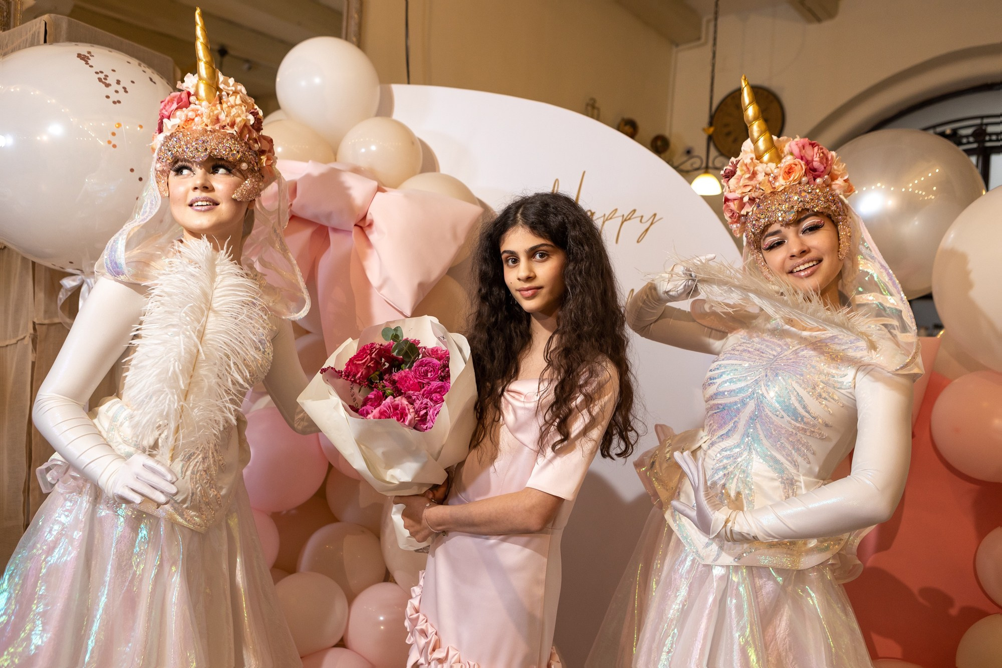 День Рождения Софьи и Лизы в ресторане «Ностальгия». Фотограф в Оренбурге. Профессиональный фотограф