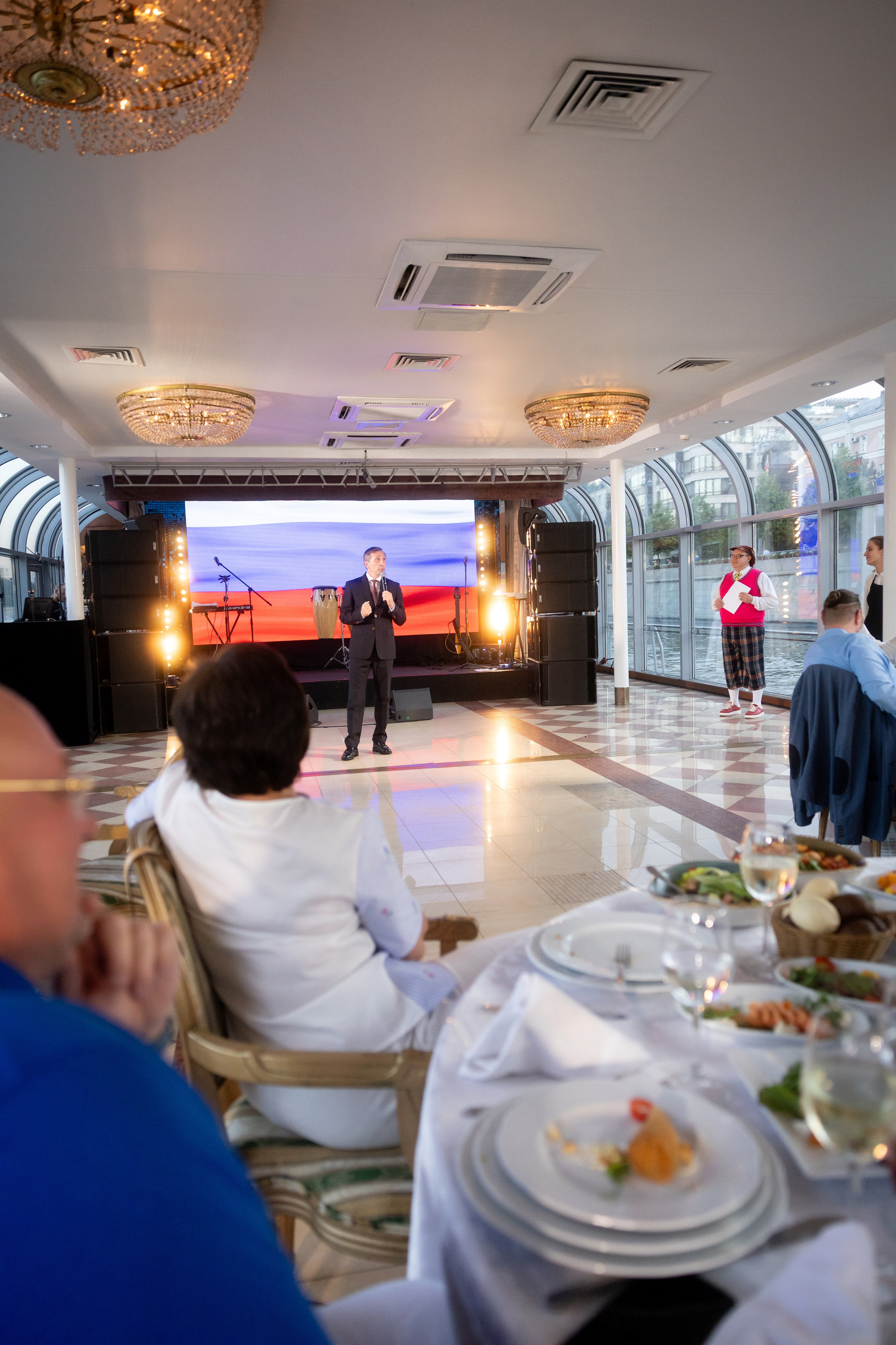 25 лет — юбилей компании Cristanual