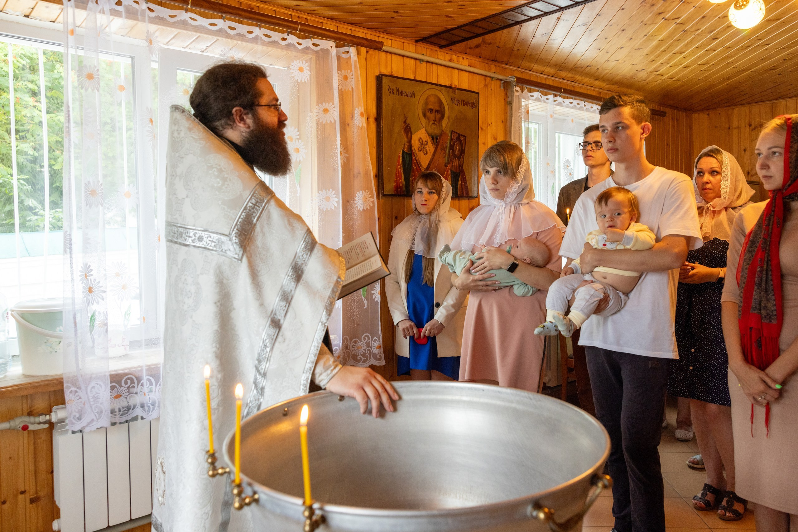 Образец репортажа крещения оригиналы, без искажений, без вспышки, светосильная оптика!. Фотограф в Туле Крупский АнДРей. Фотостудия «КАДР71» в Туле