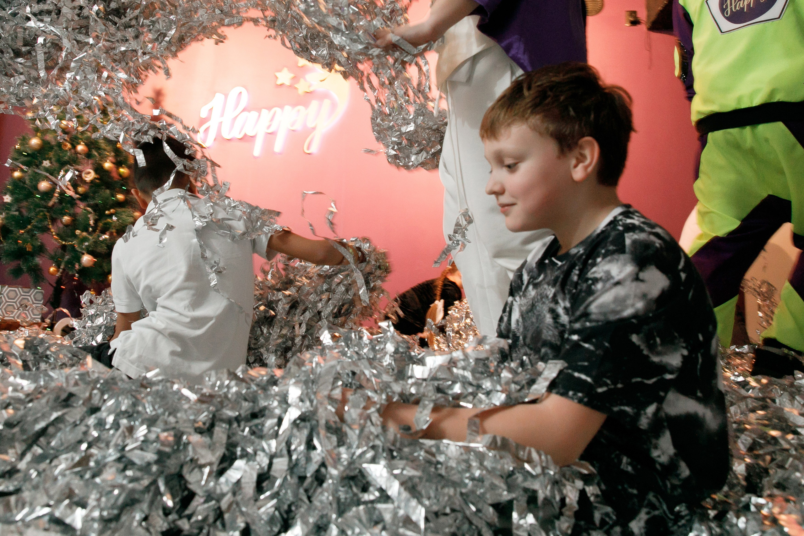 Школа «Кристалл» | Новогодняя программа. Свадебный, семейный и школьный фотограф в Сызрани Максим Баталов