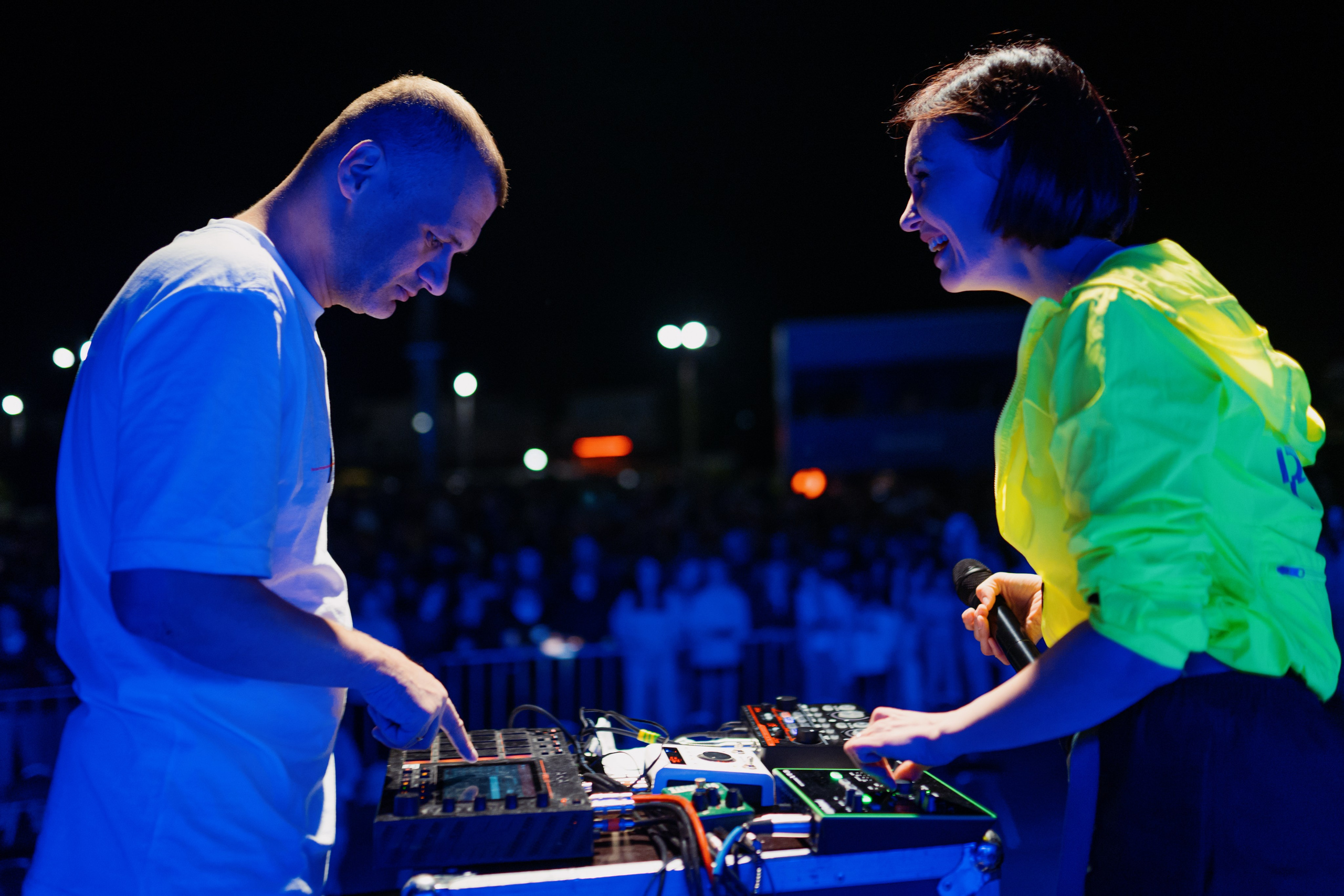 Концерт АИГЕЛ и Zventa Sventana. Евгений Бреча. Коммерческий и бэкстейдж фотограф в Москве