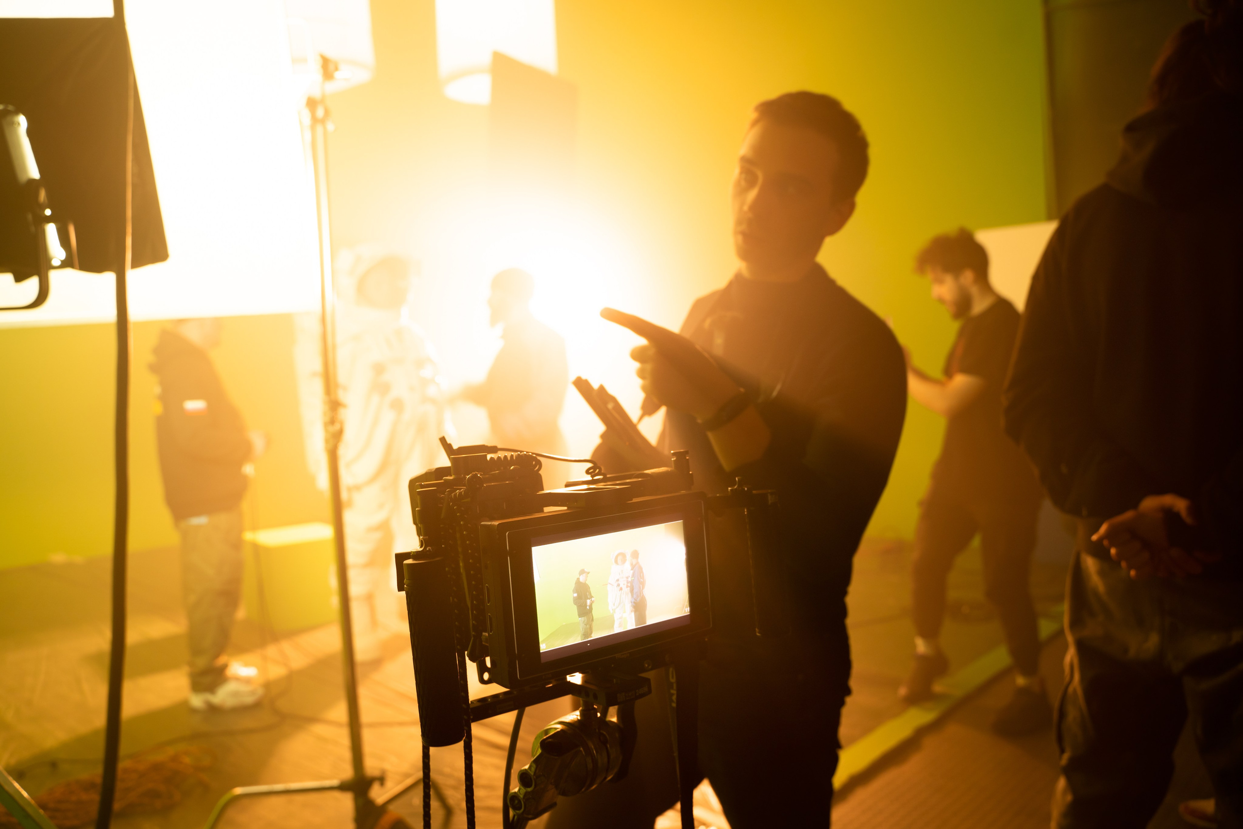 Клип Дмитрия Маликова. Krasnopoliophoto