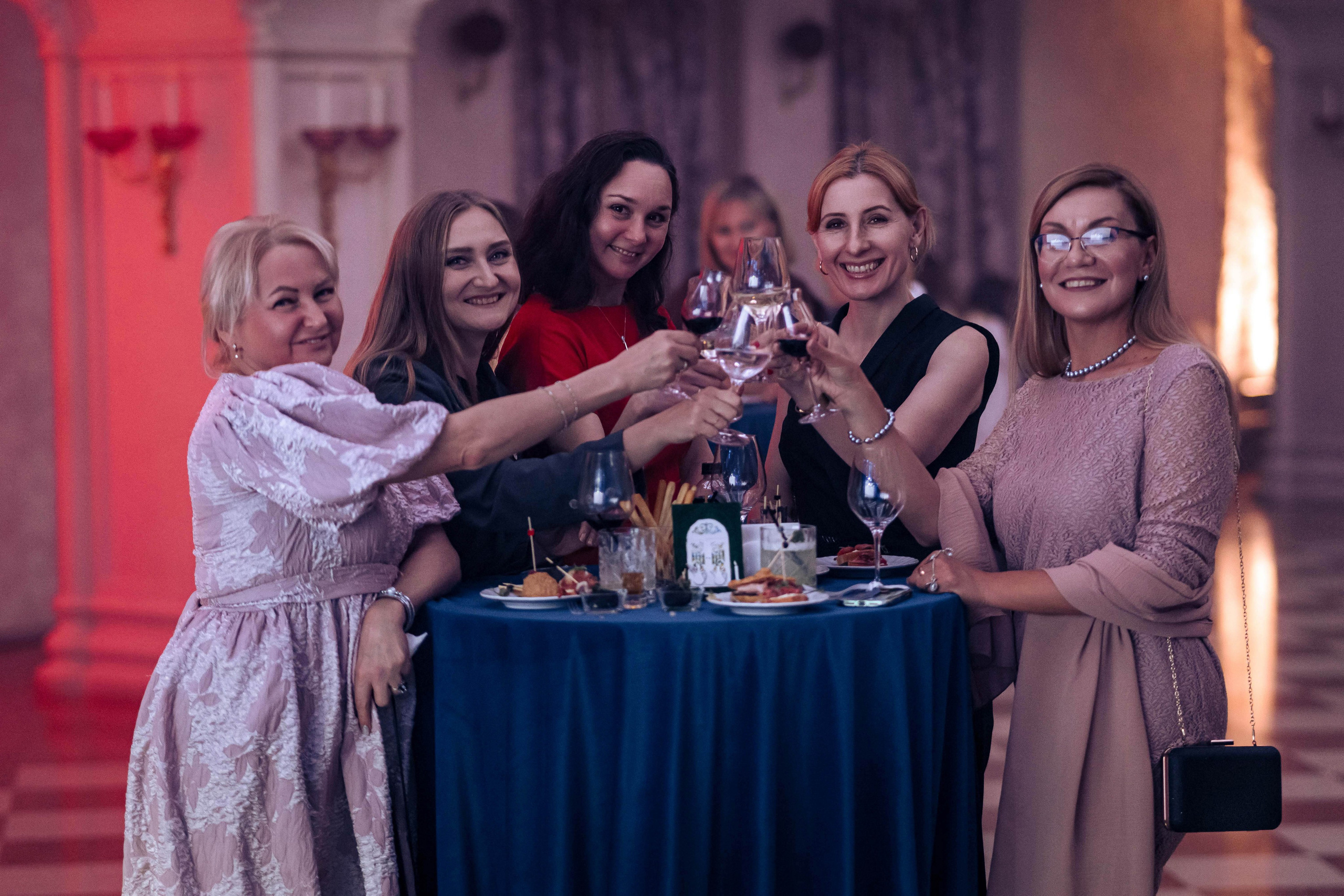 SIMPLE PRIVE. Максим Комаров — Профессиональный фотограф