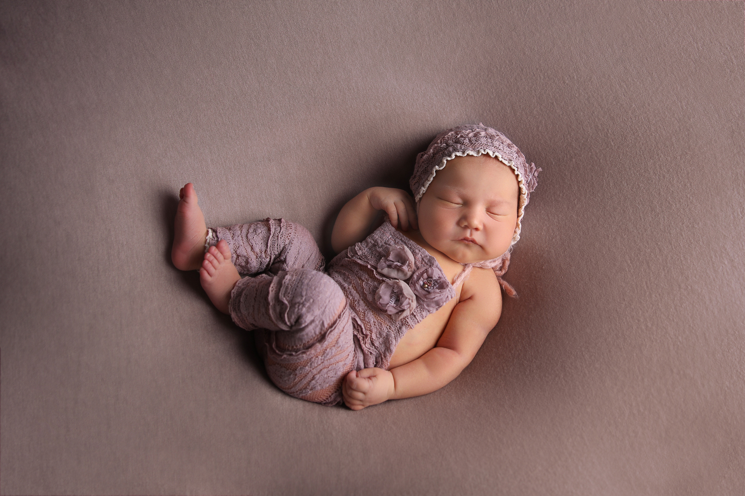 Фотосессия новорожденных. Фотограф беременности, новорожденных и детей до года в г. Алматы|Totofoto