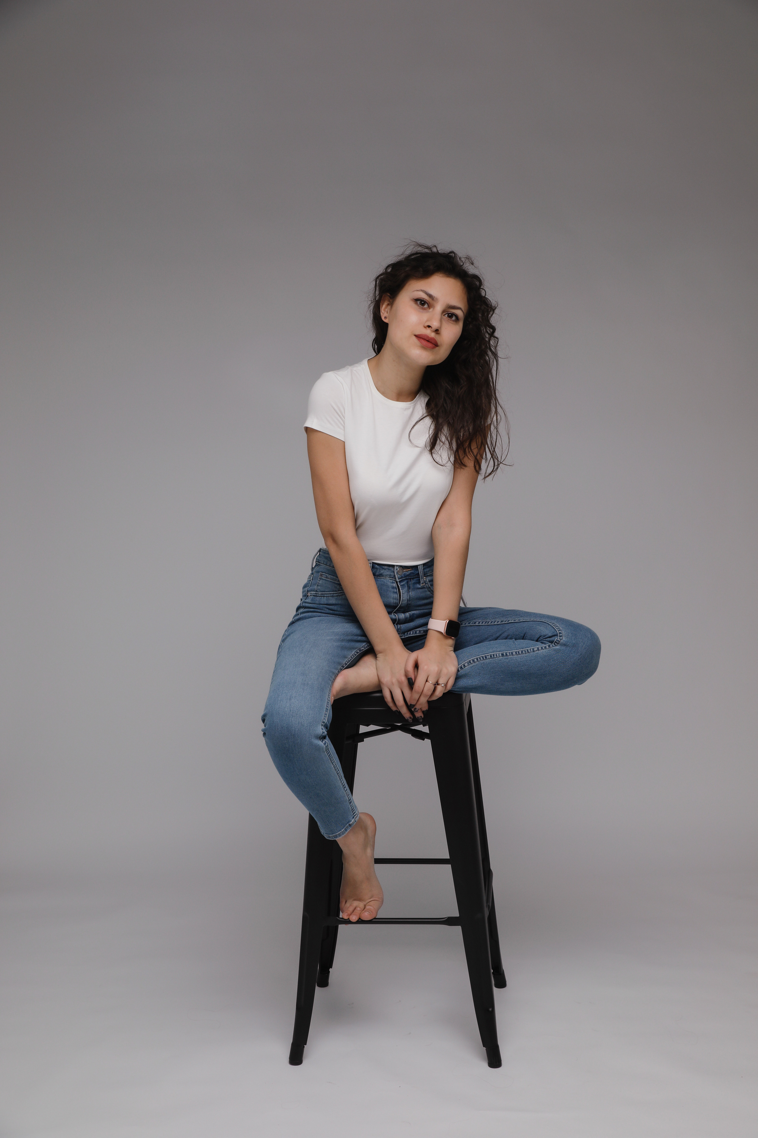 Женский, бизнес портрет фотосессия в городе Алматы. Фотограф беременности, новорожденных и детей до года в г. Алматы|Totofoto