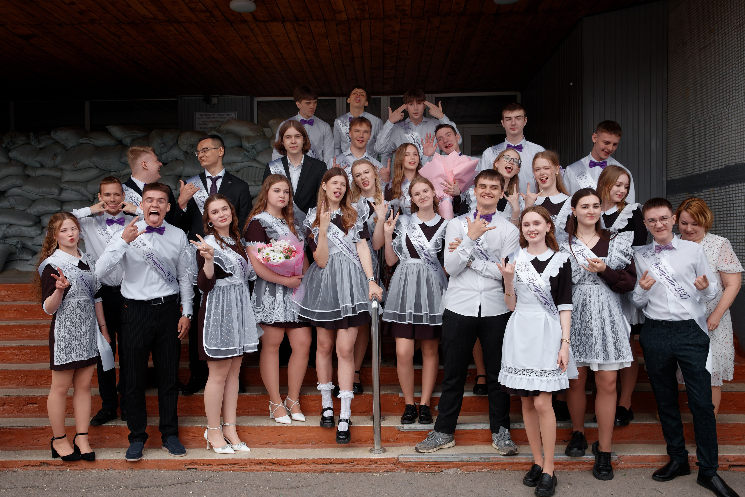 Последний звонок Школа № 42. Семейный фотограф — Макс Белогрудов