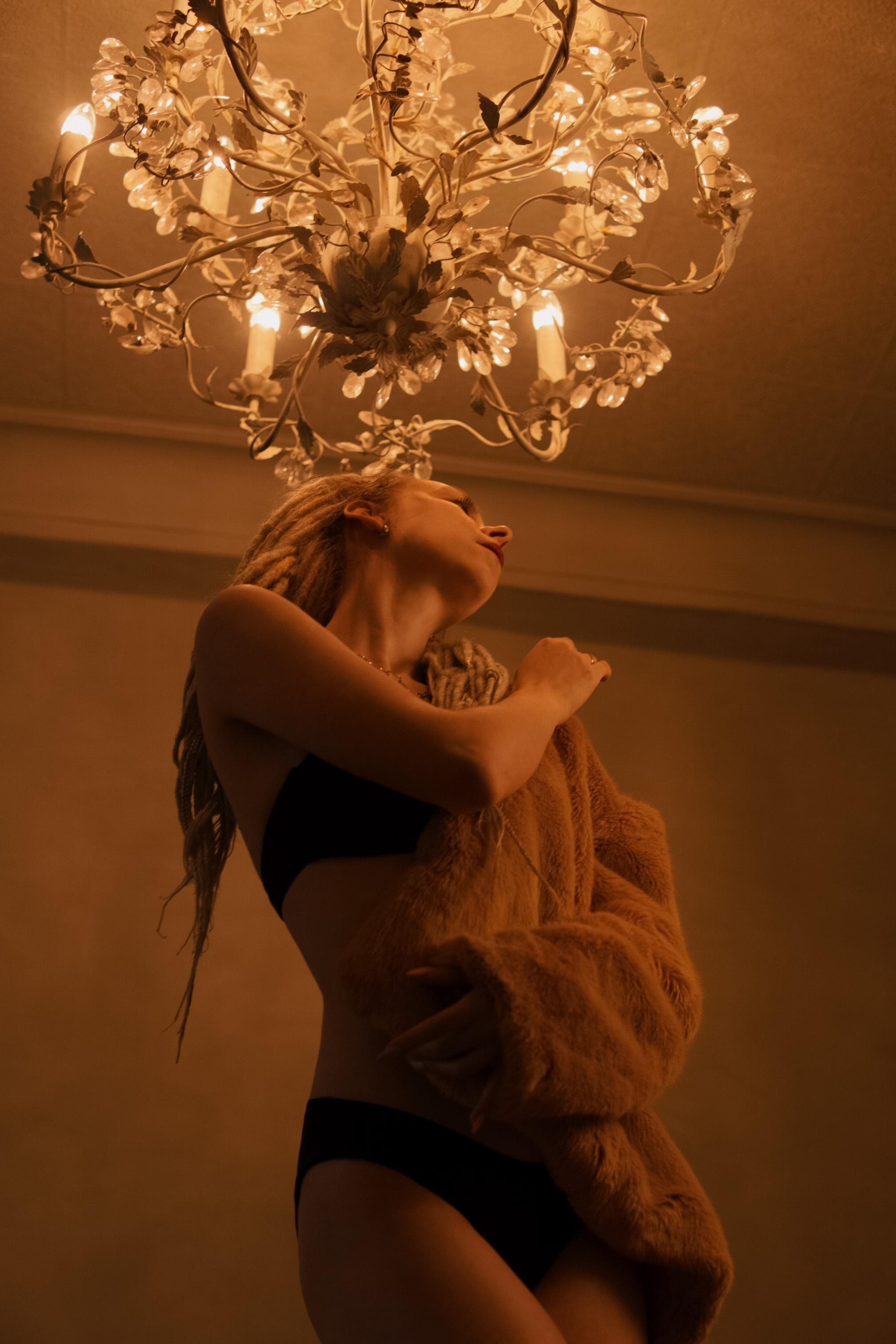 Оля, фотосессия в сталинке. Фотограф в Минске Света Григорьева