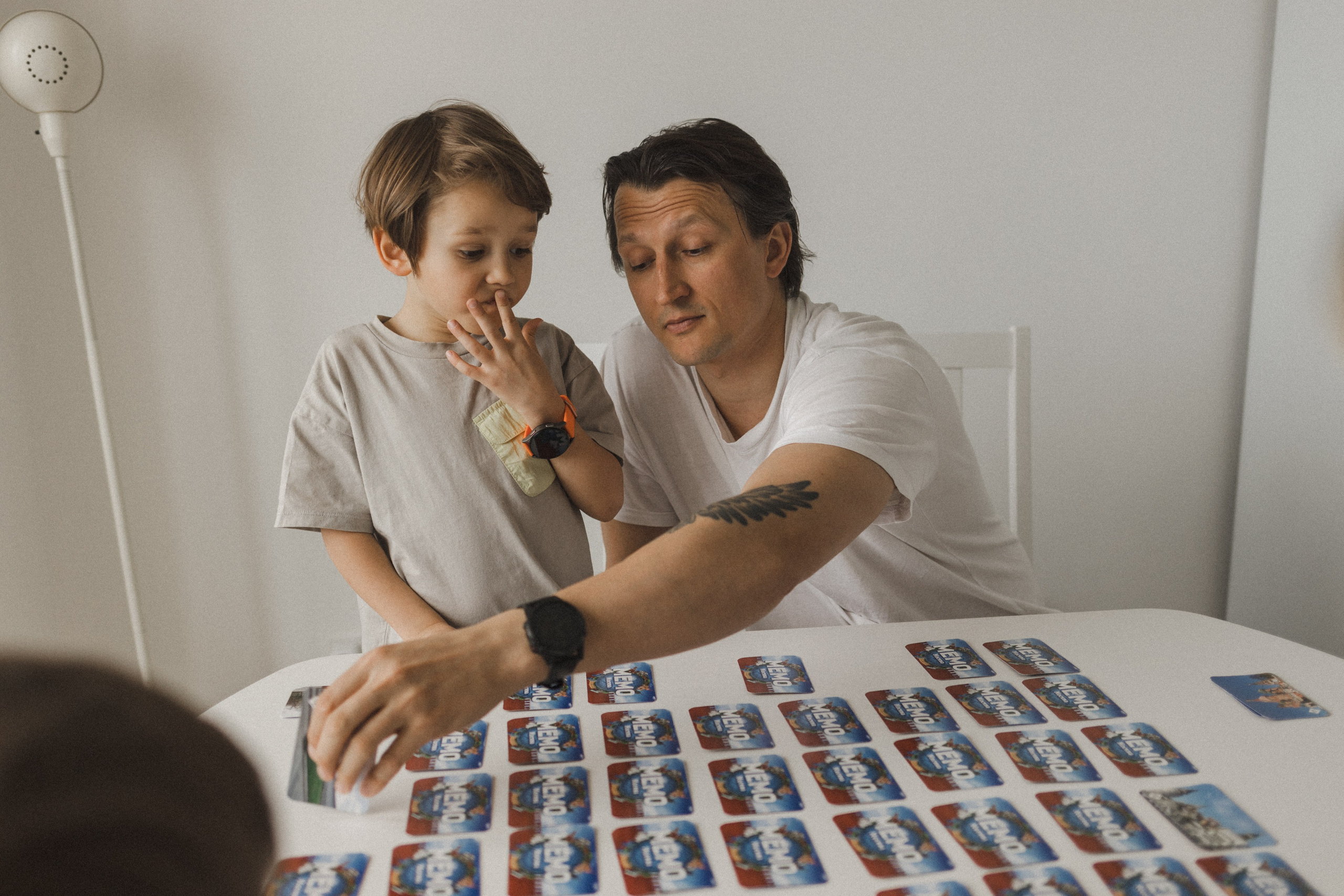 Катя, Паша, Валера и Родион ждут братика. Семейный фотограф в Москве