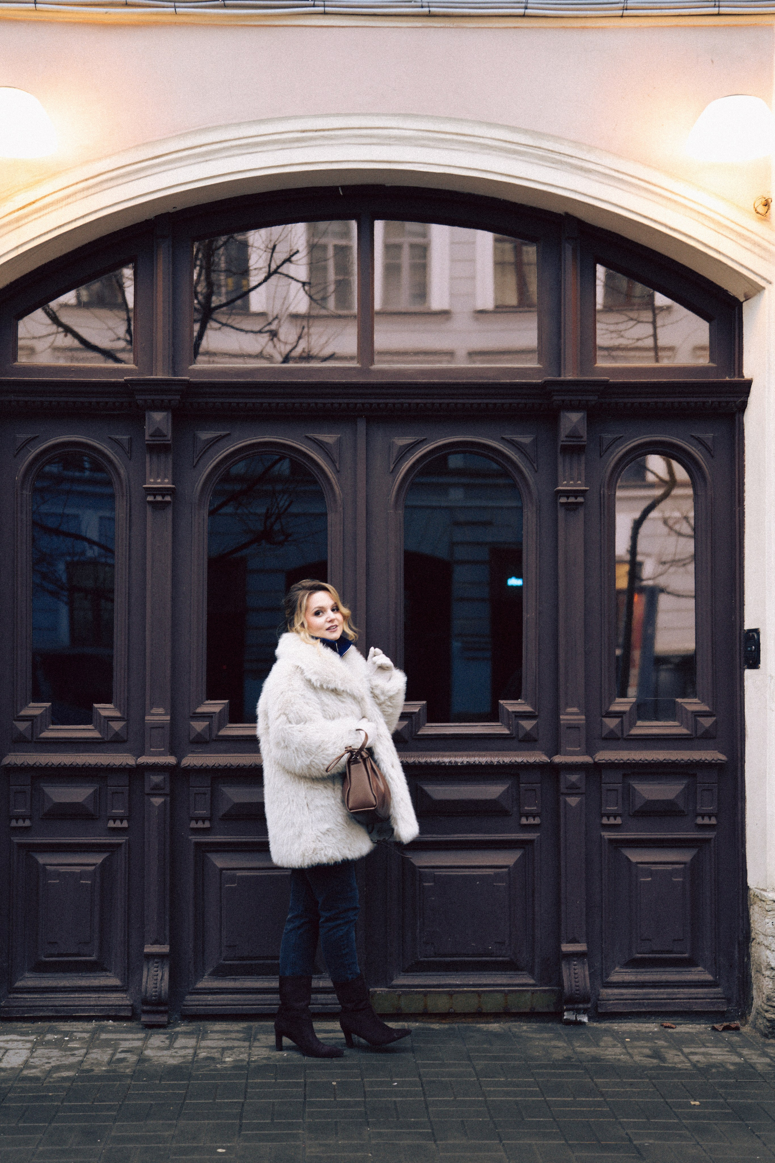 НОВОГОДНЯЯ ФОТОСЕСИИЯ В СТУДИИ ДЛЯ ДЕВУШКИ И ПРОГУЛКА ПО ЧЕРНЫШЕВСКОЙ. Профессиональный фотограф, Санкт-Петербург — Виктория Богомолова