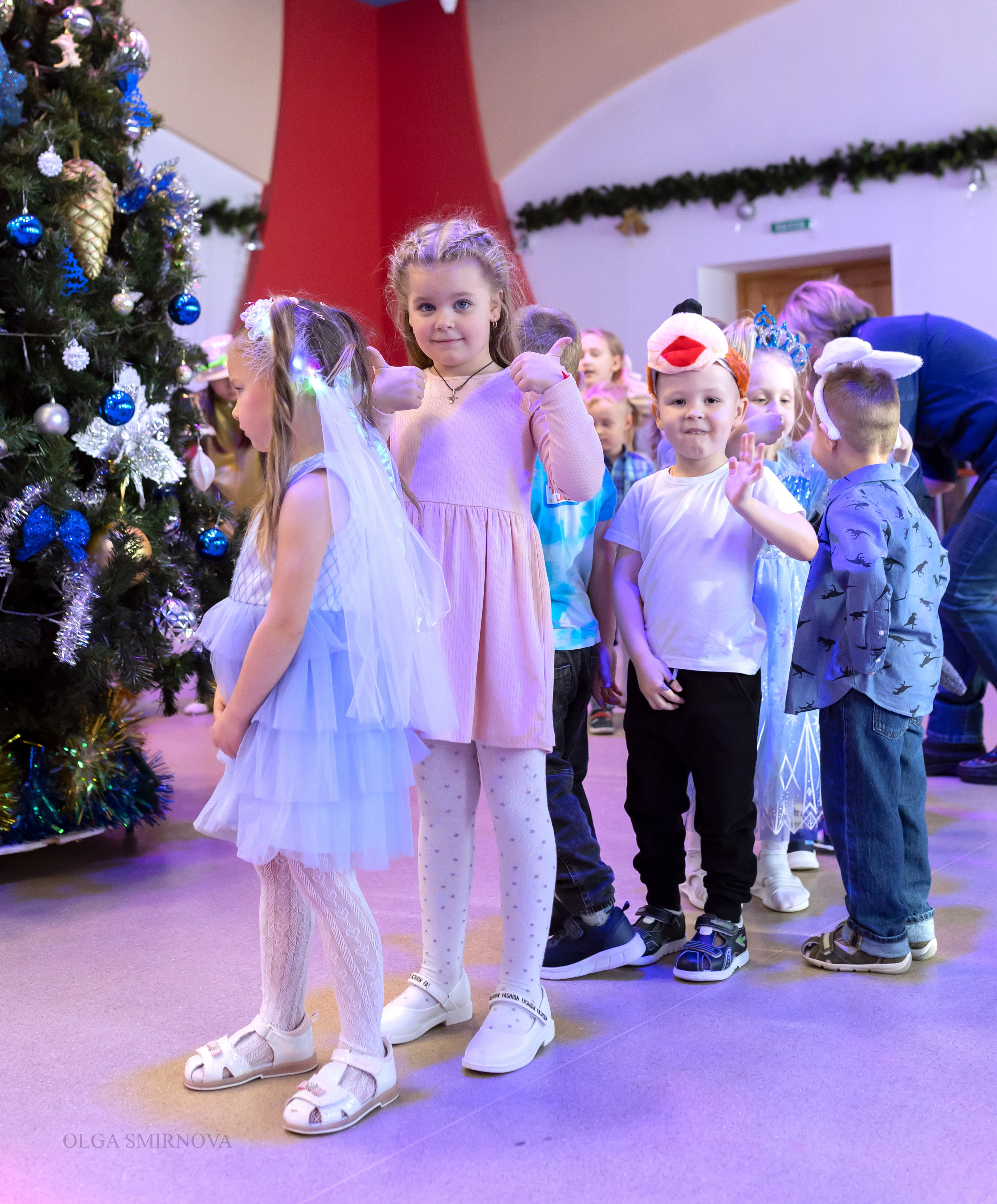 Утренник в ДОФ 04.01.25. Ольга Смирнова юрист, фотограф