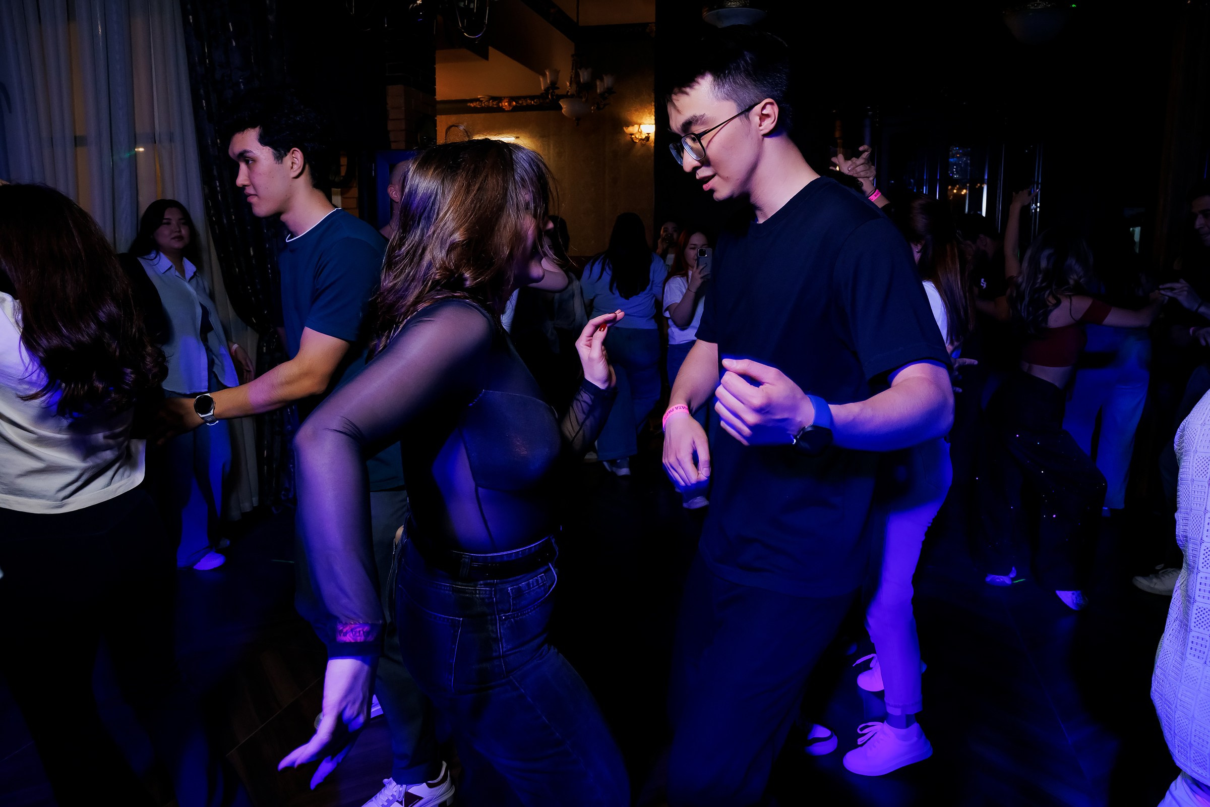 Bachata party. Репортажный фотограф в Алматы Каюпов Сержан