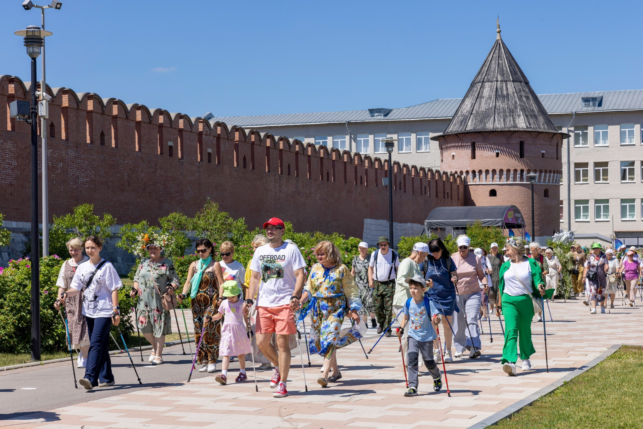 Фестиваль «Ромашковый хоровод». Северная ходьба. Фотограф в Туле Крупский АнДРей. Фотостудия «КАДР71» в Туле