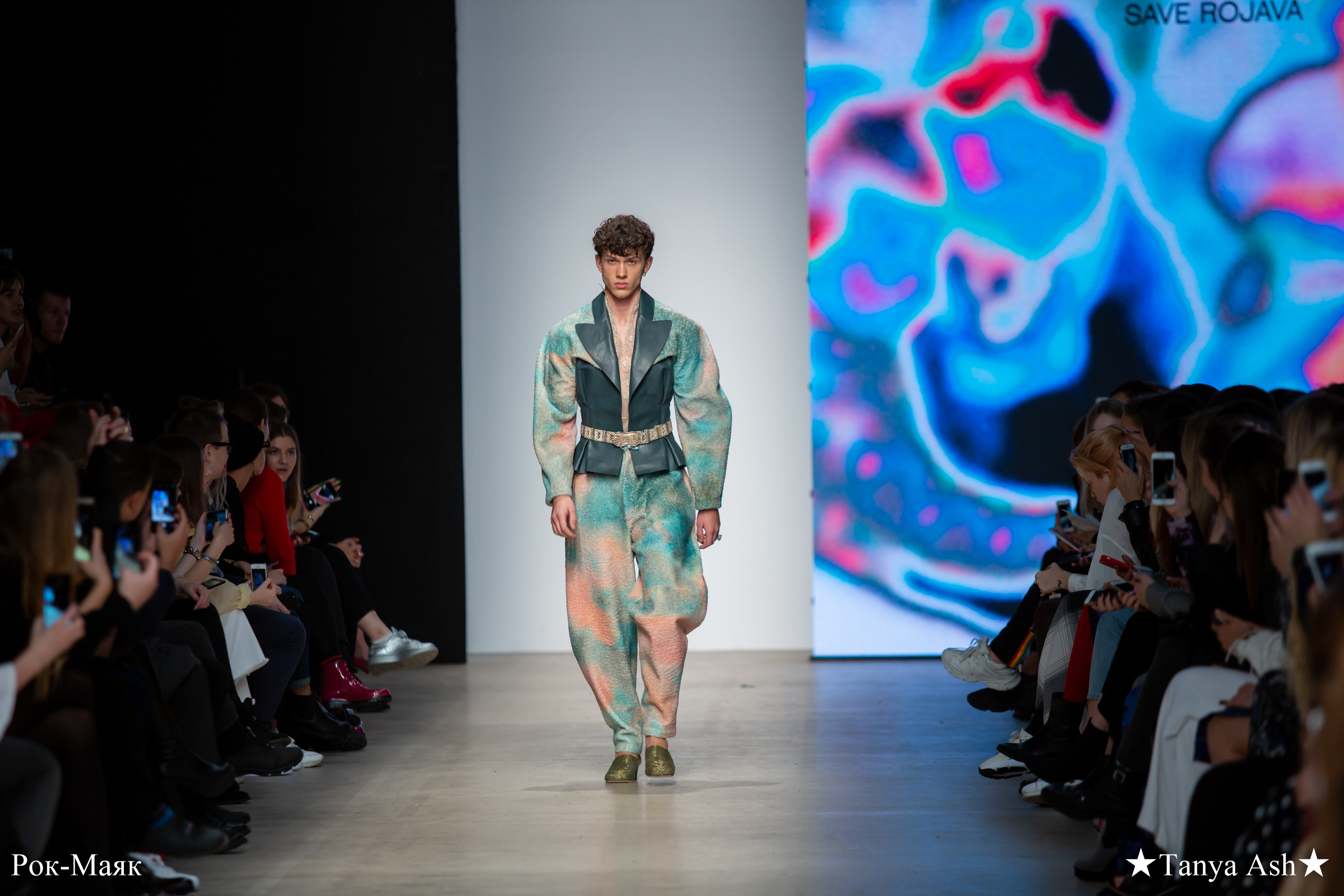 БВШД Дизайн одежды. Фотограф Сонкина Татьяна