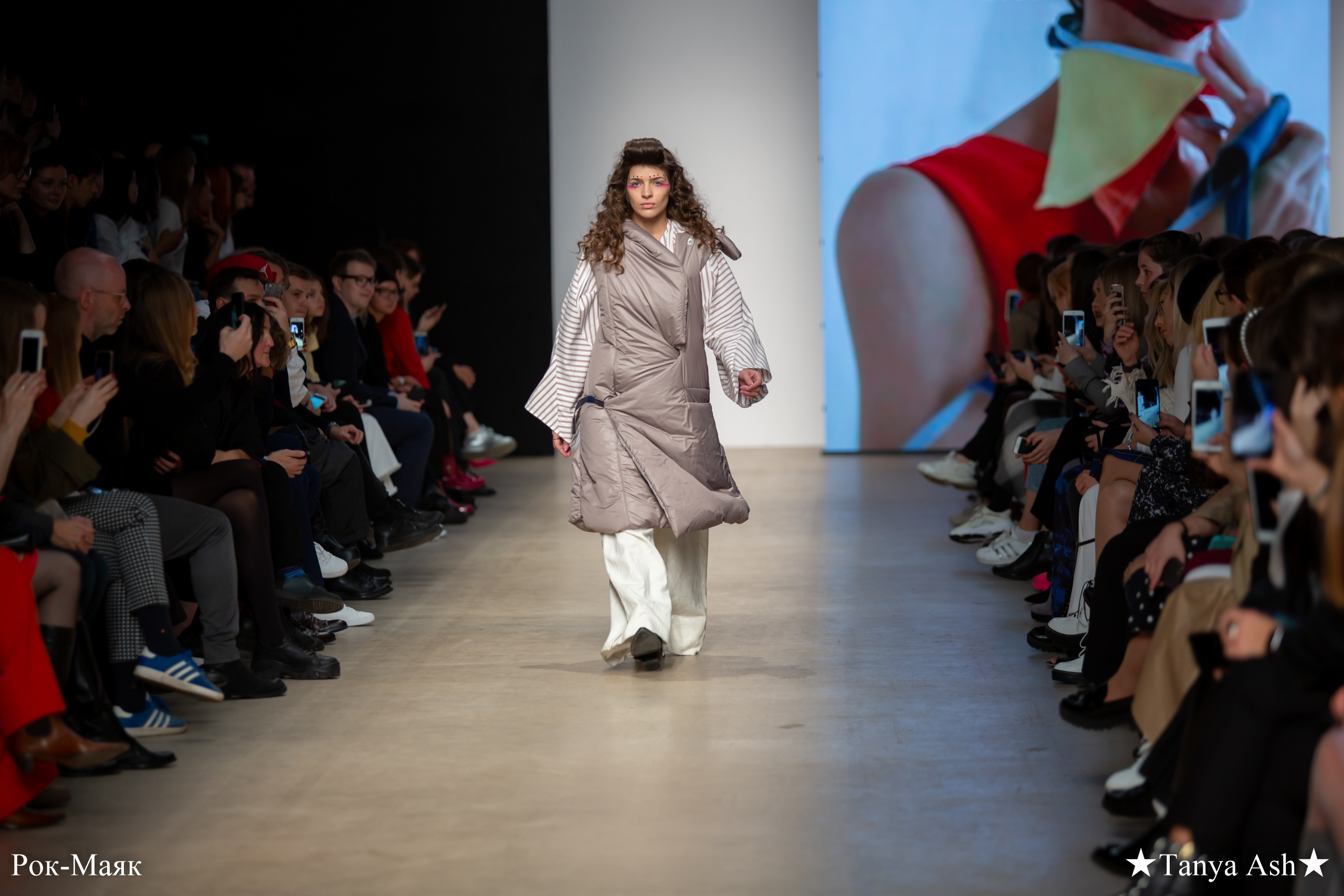 БВШД Дизайн одежды. Фотограф Сонкина Татьяна