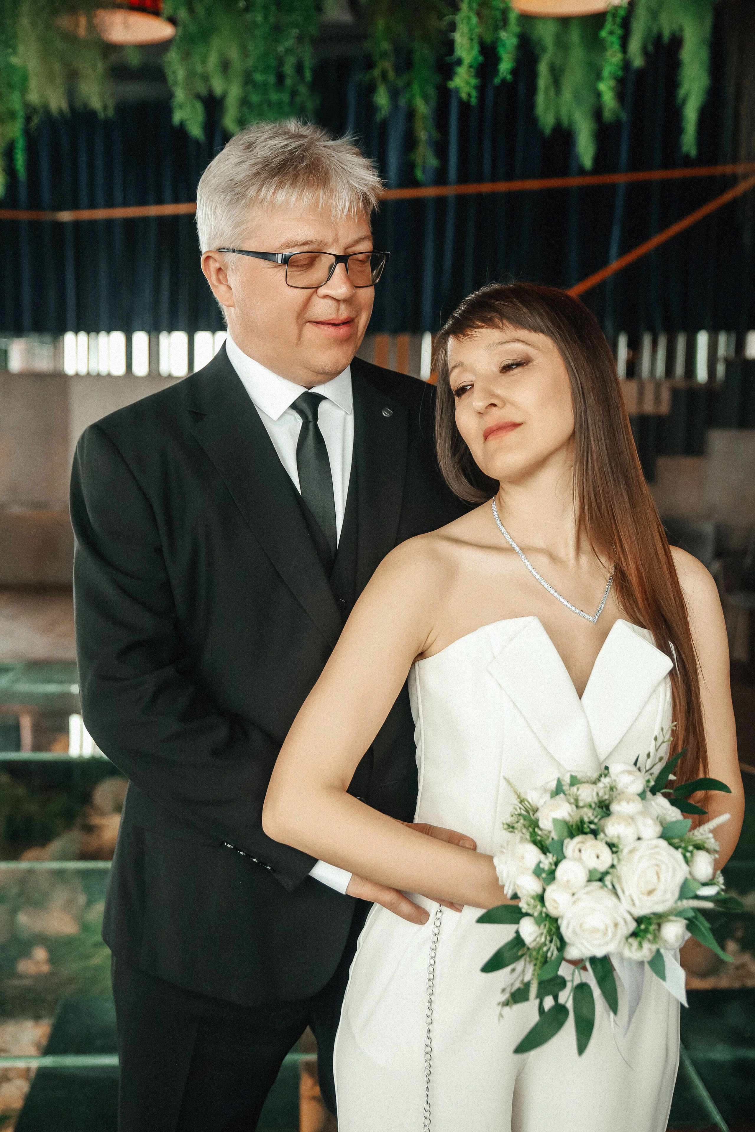 Свадебная фотосессия в Загсе Москва-Сити. Свадебный и семейный фотограф в Москве