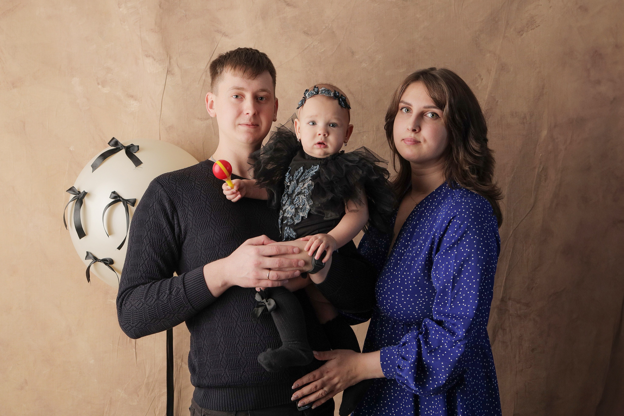 Годовасие — девочки. Фотограф новорожденных в Новокузнецке Анна Горошникова