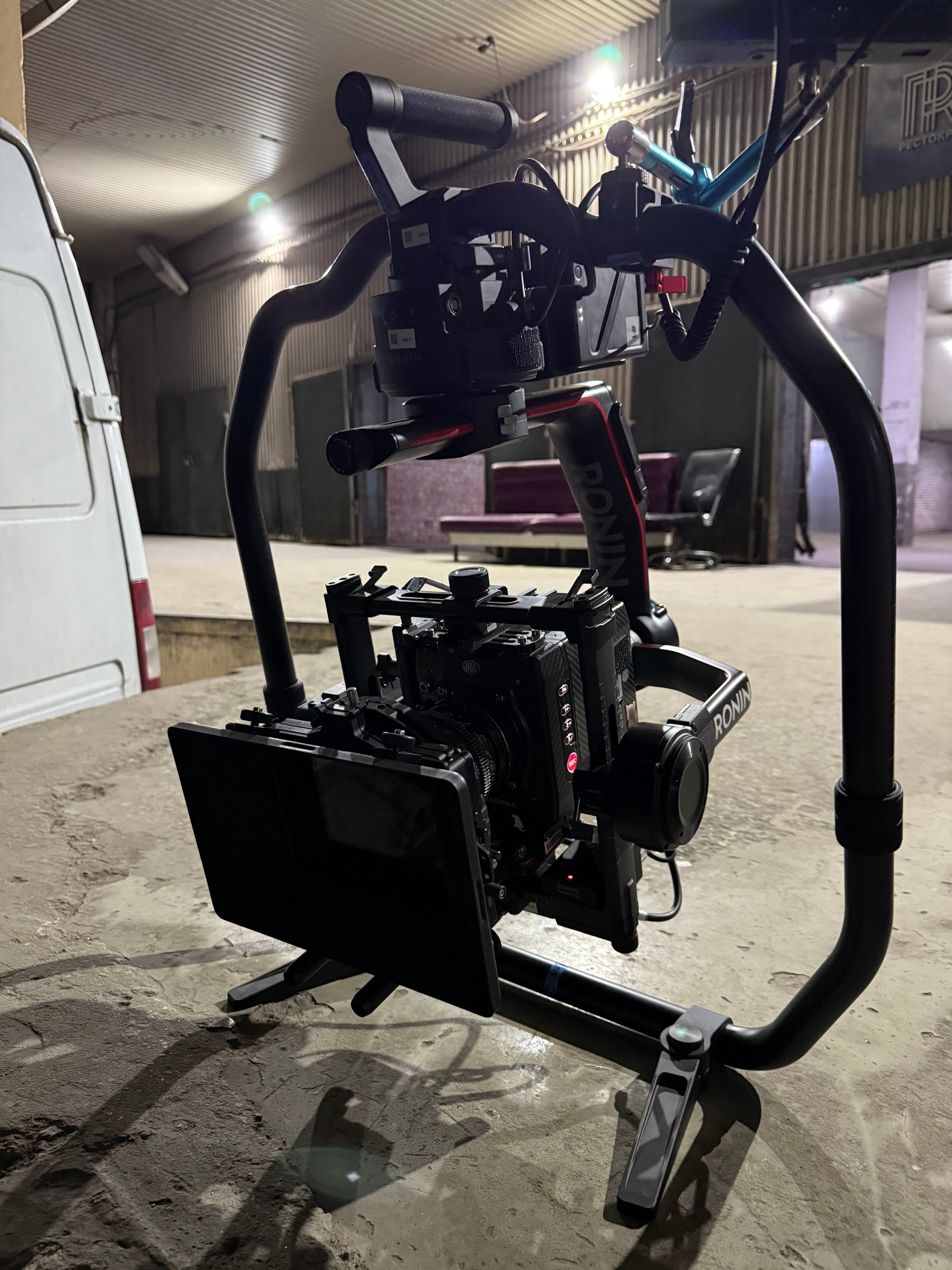 BACKSTAGE GALLERY. «MAK FLAME»