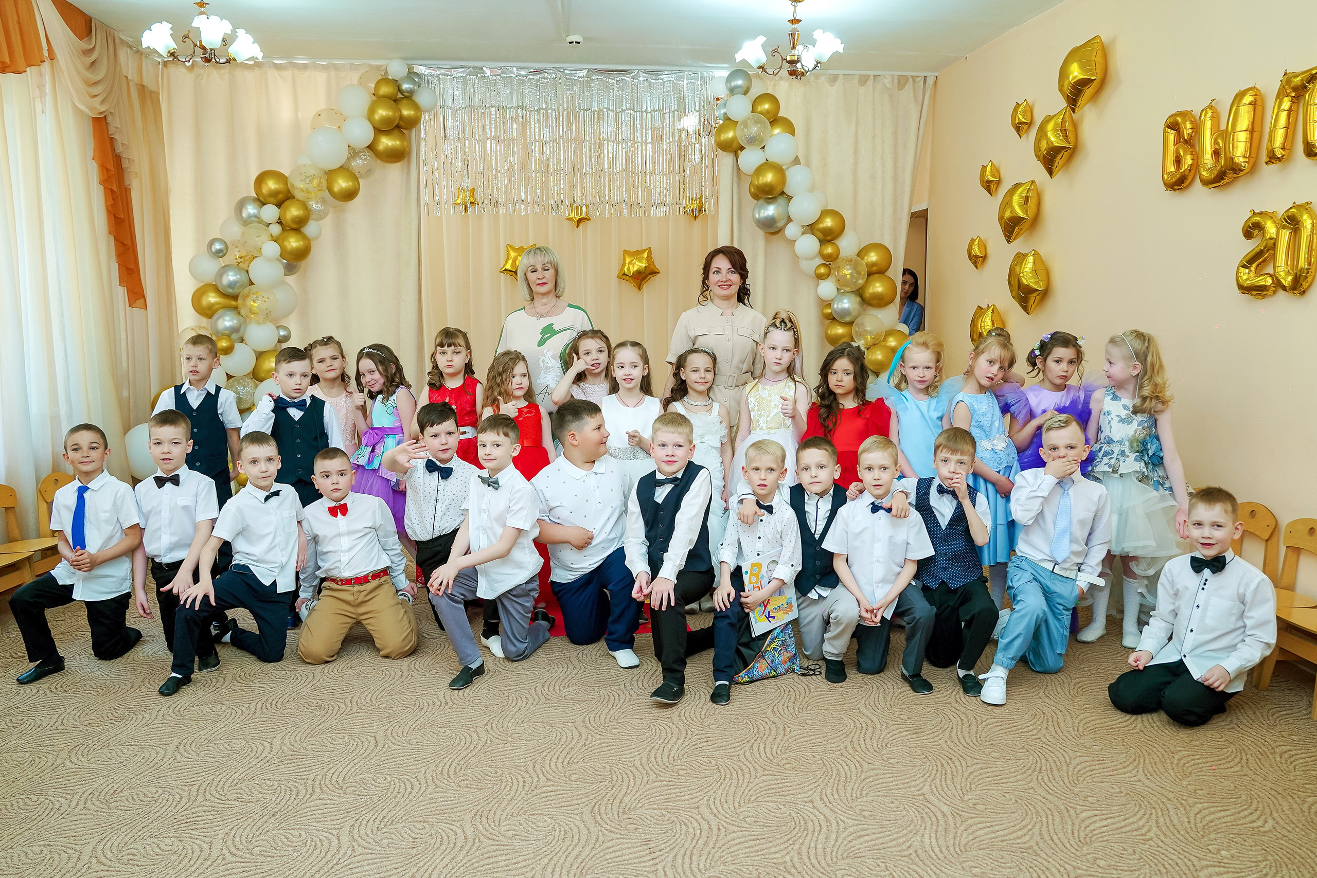 Фотосъемка видеосъёмка фотограф видеооператор новогодних утренников  в. Фотограф, видеооператор Нина Коршунова