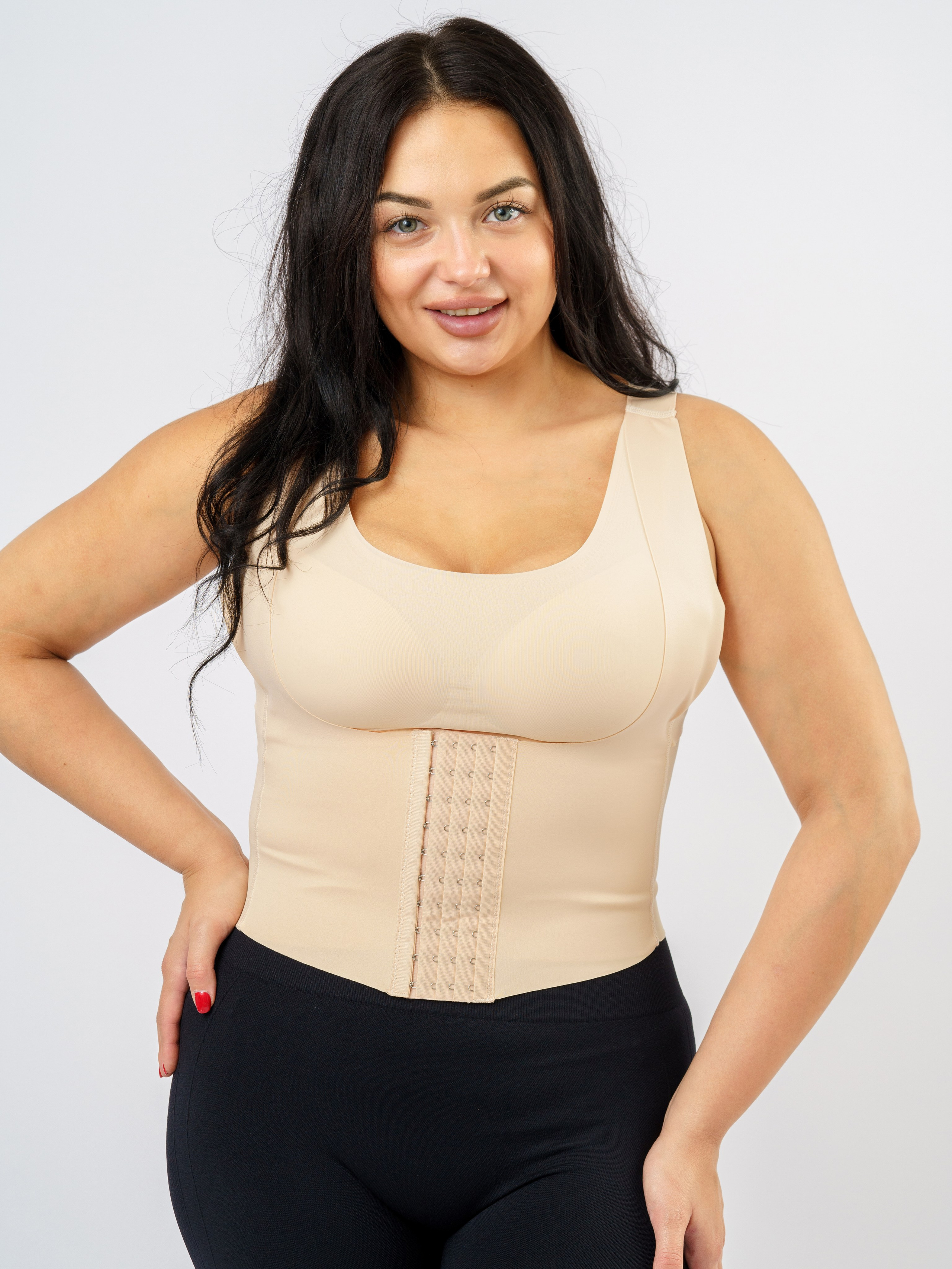 Александра, 48-50 р-р, 165 рост. KED Production — продакшн из СПб. Создаём фото, видео и контент, который помогает брендам и селлерам продавать больше