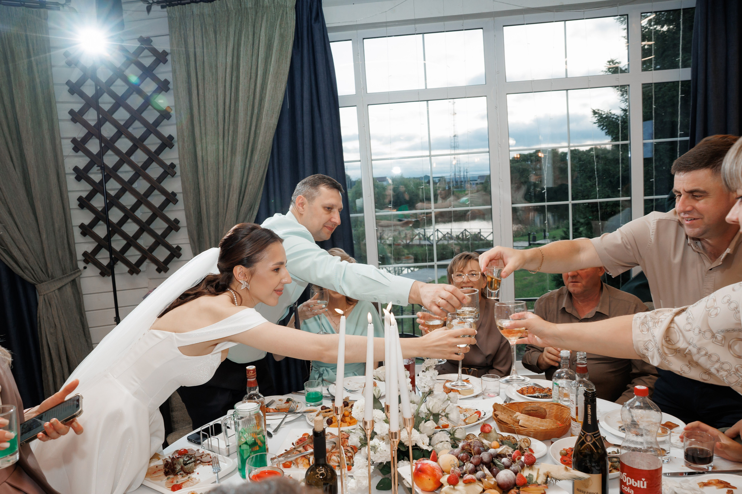 Регистрация в отеле Fish Point, ЗАГС Бутово, прогулка в Остафьево. Свадебный и репортажный фотограф (Москва, Королев и другие)