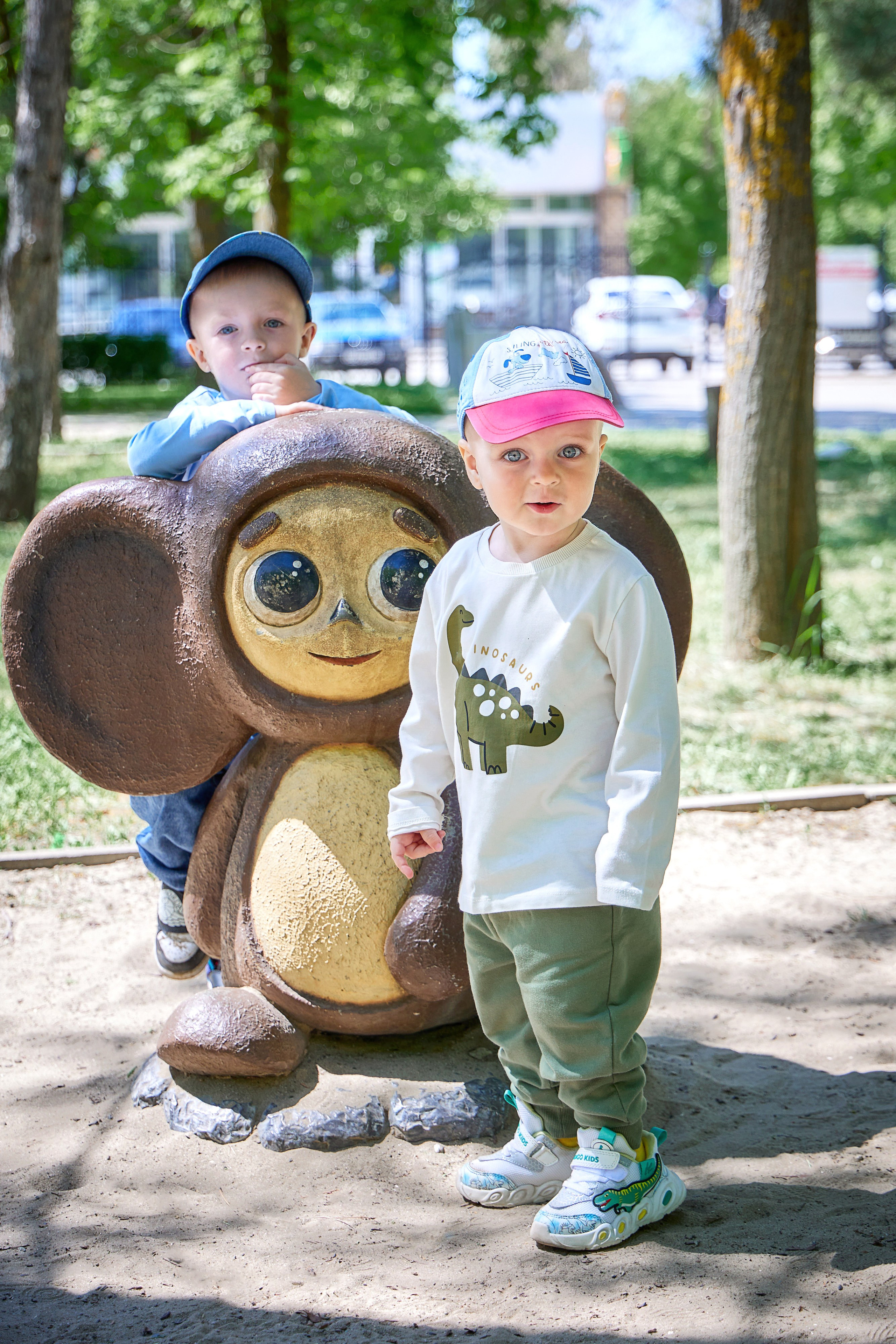 Семейная прогулка в парке Дружбы