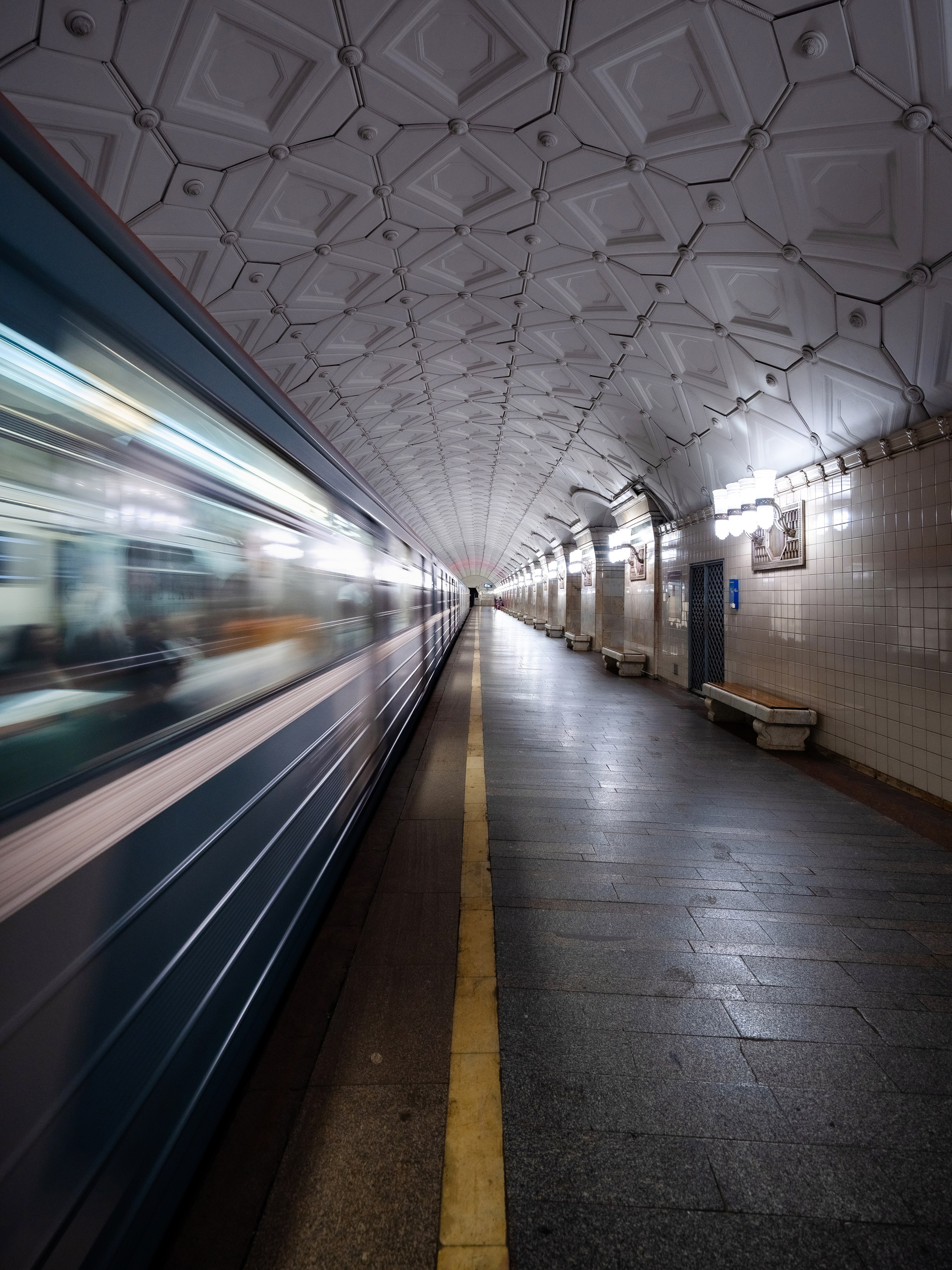 Московский метрополитен. Эд Тихонов. Городской фотограф