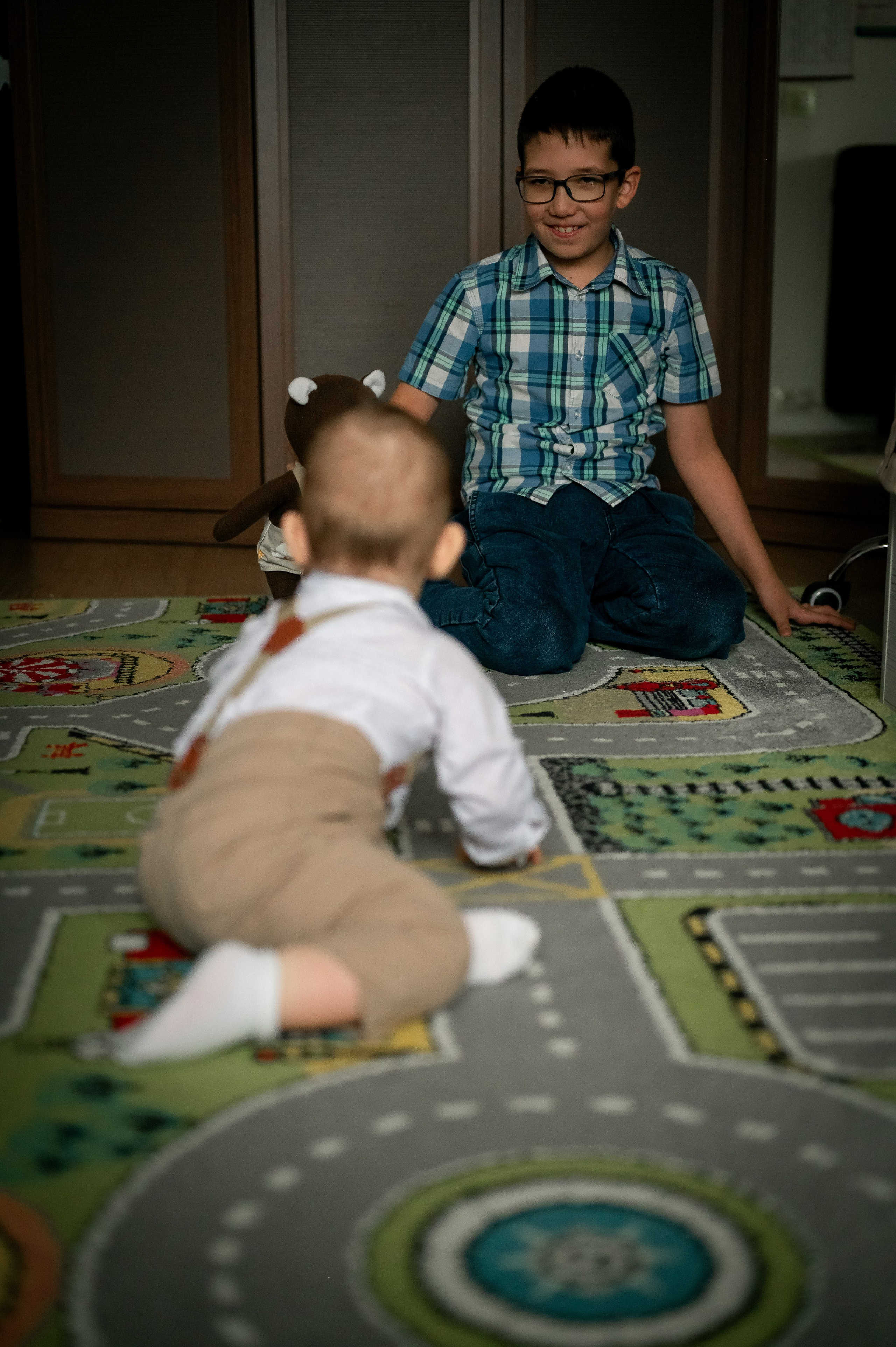 Родители с новорожденным малышом. Фотограф новорождённых, семейный, школьный в городе Калуге Евгения