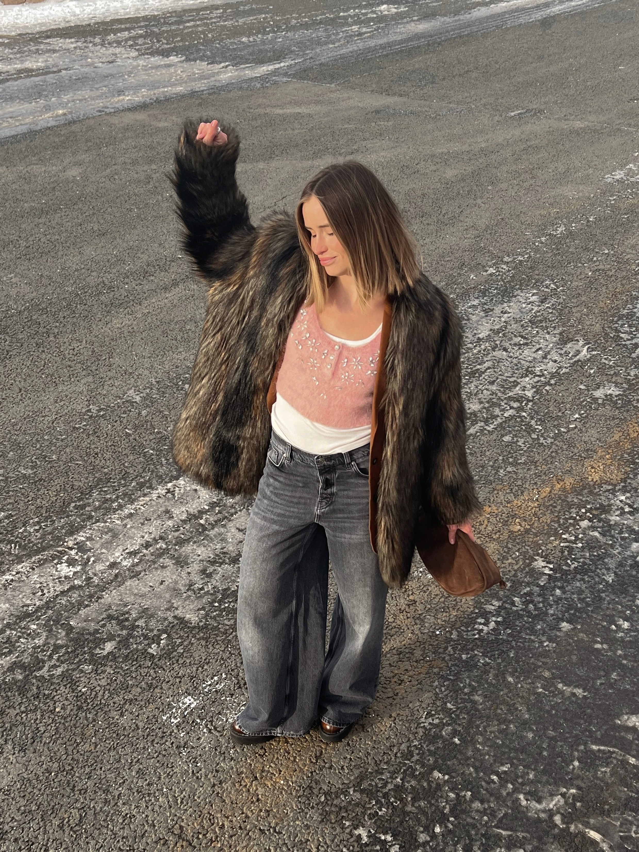 Настя — street съемка. Мобильный фотограф и видеограф — Алина