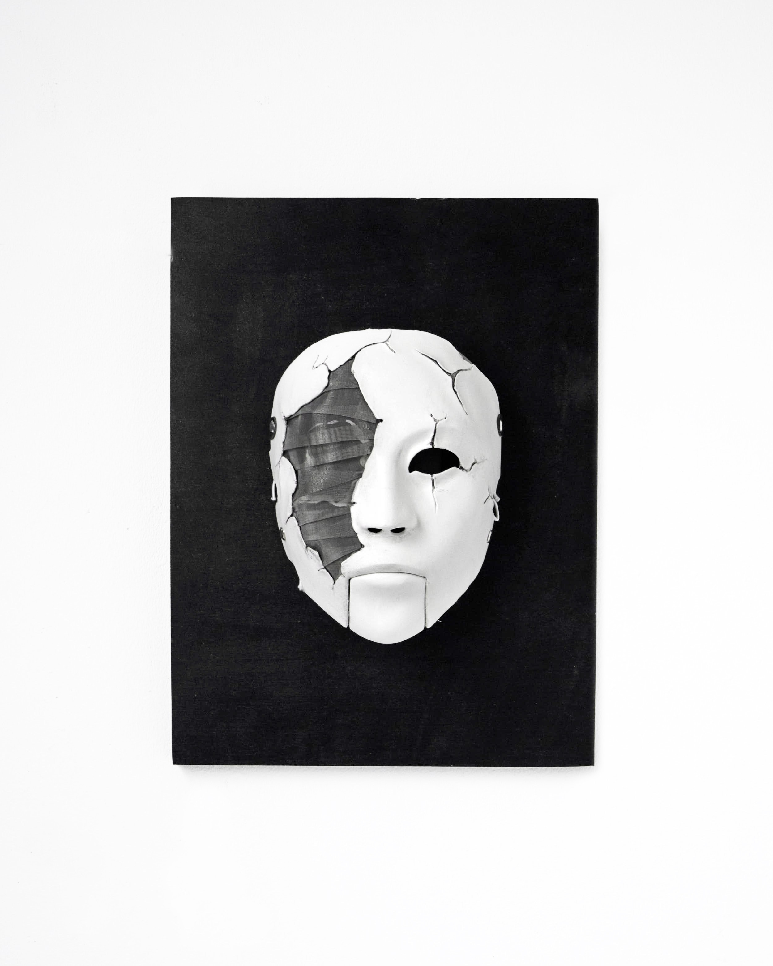 «BROKEN DOLL». BARVABRAR