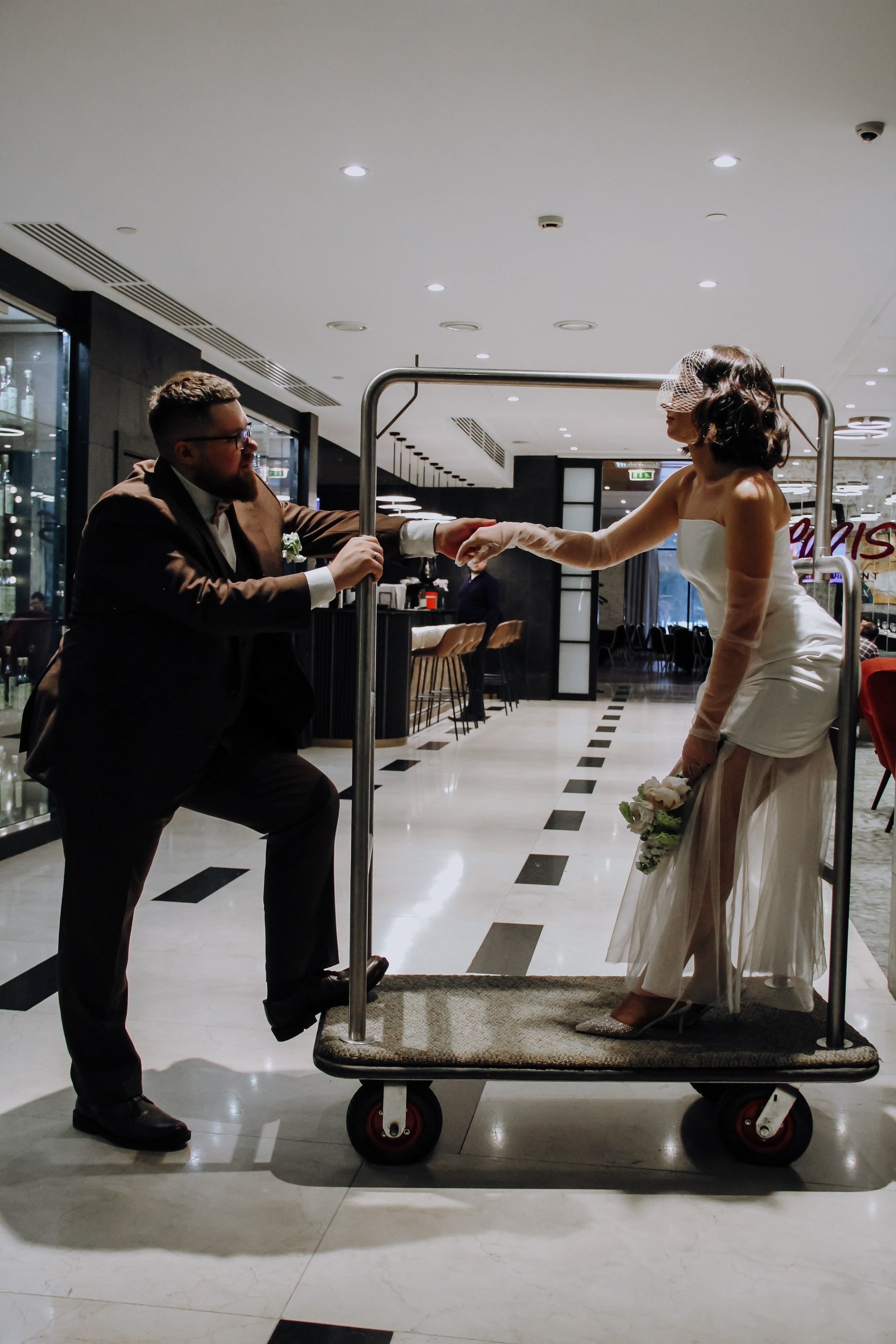 Свадебная история Олеси и Никиты. Семейный фотодуэт Ирина и Николай Власьевы. Фотосессии в Новосибирске