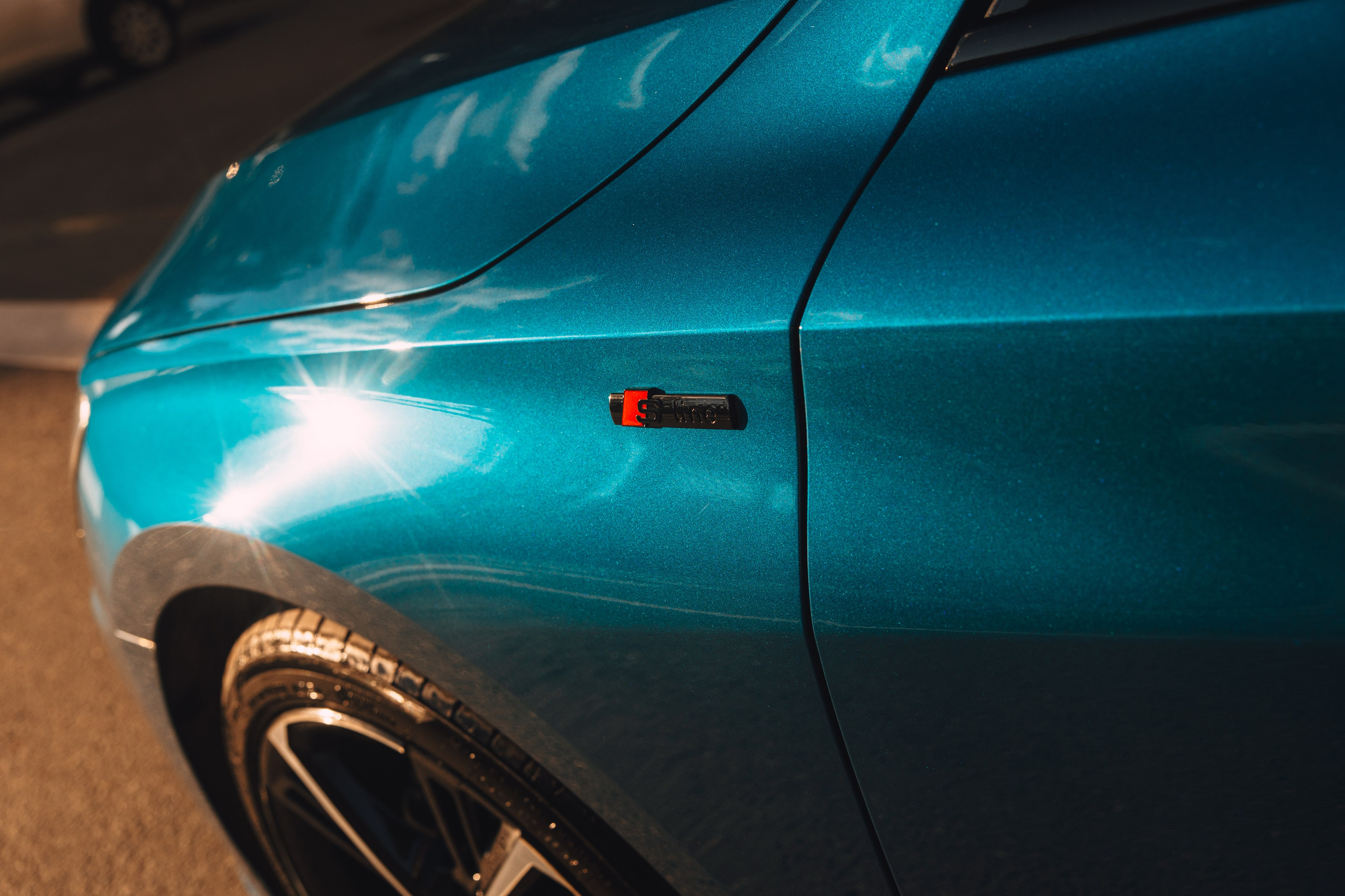 Audi A3 spark blue. DeLorein