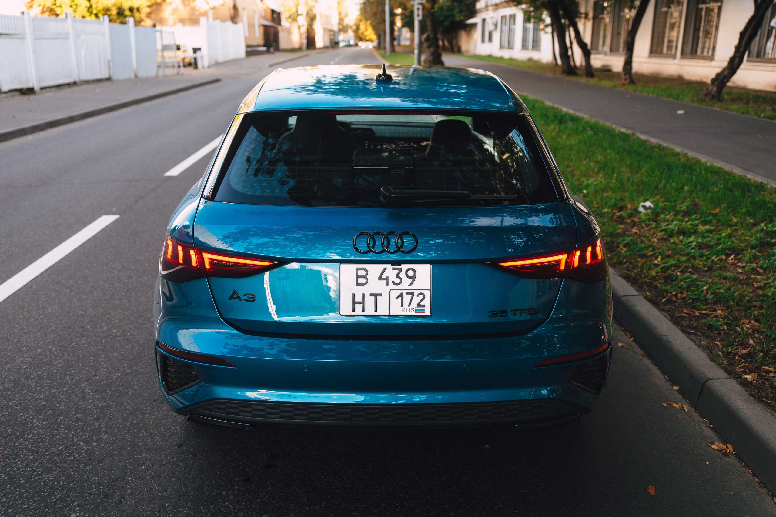 Audi A3 spark blue. DeLorein
