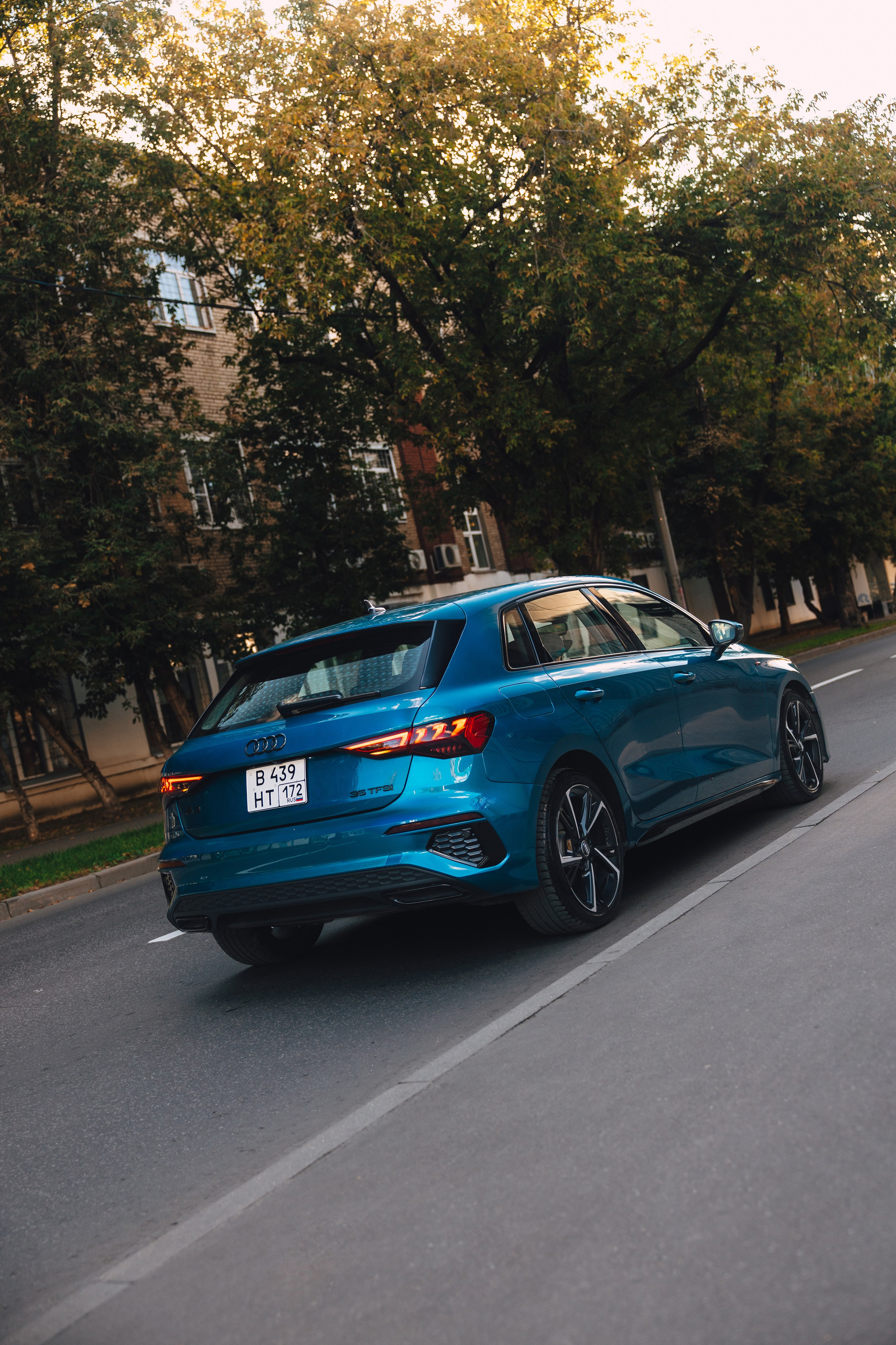 Audi A3 spark blue. DeLorein