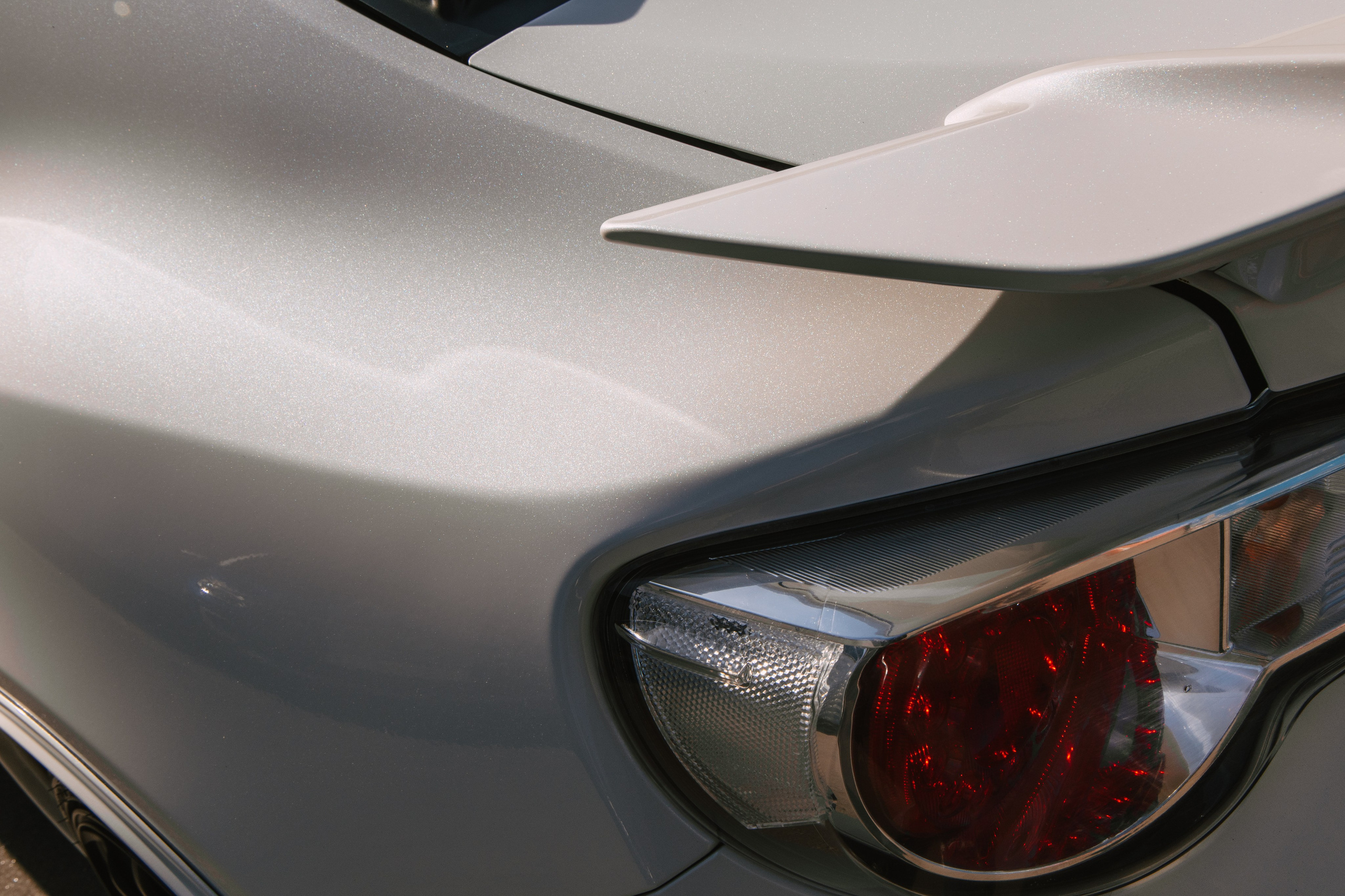 Subaru BRZ White. DeLorein