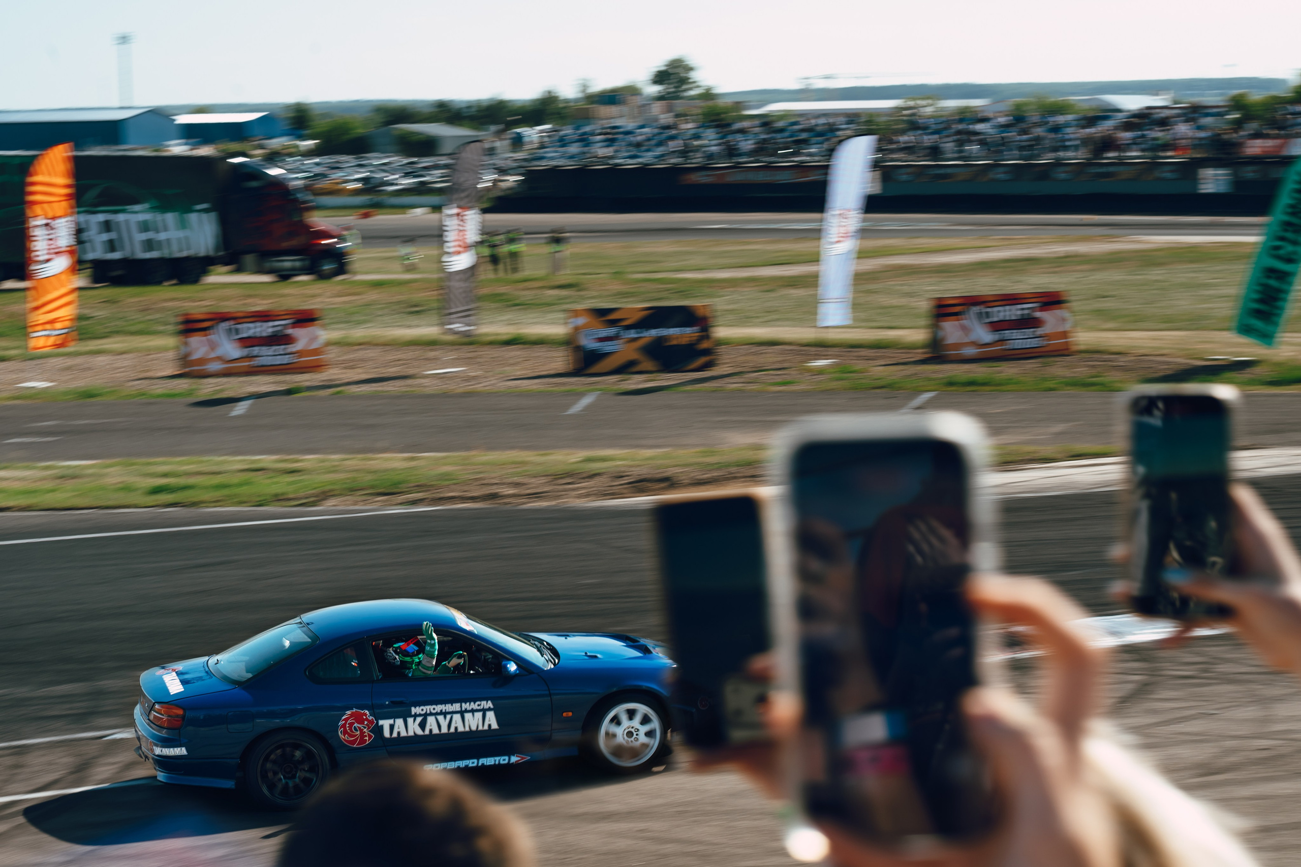 Drift Expo Кэйити Тсучия и Takayama 2026 мячково. DeLorein
