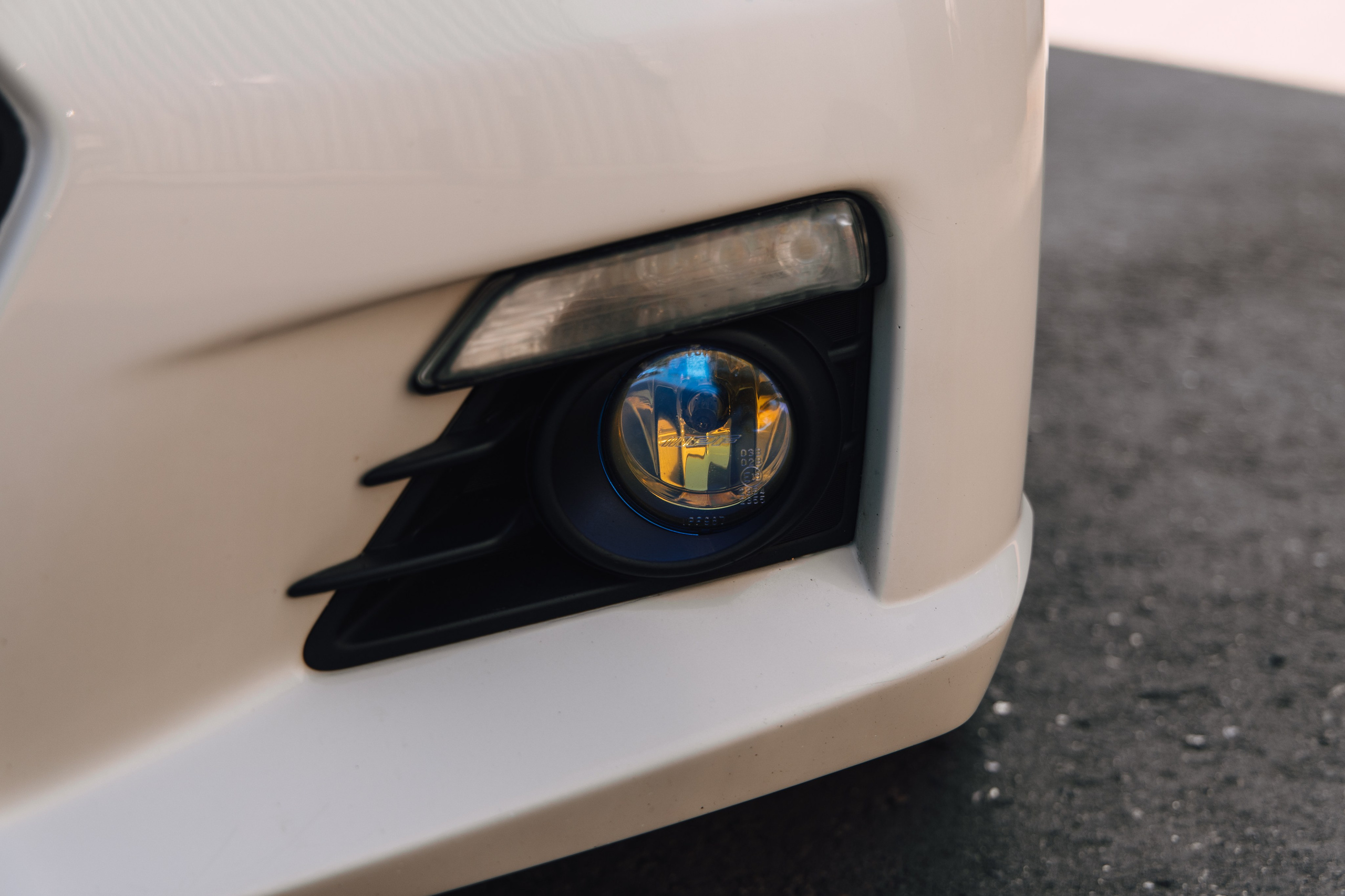 Subaru BRZ White. DeLorein