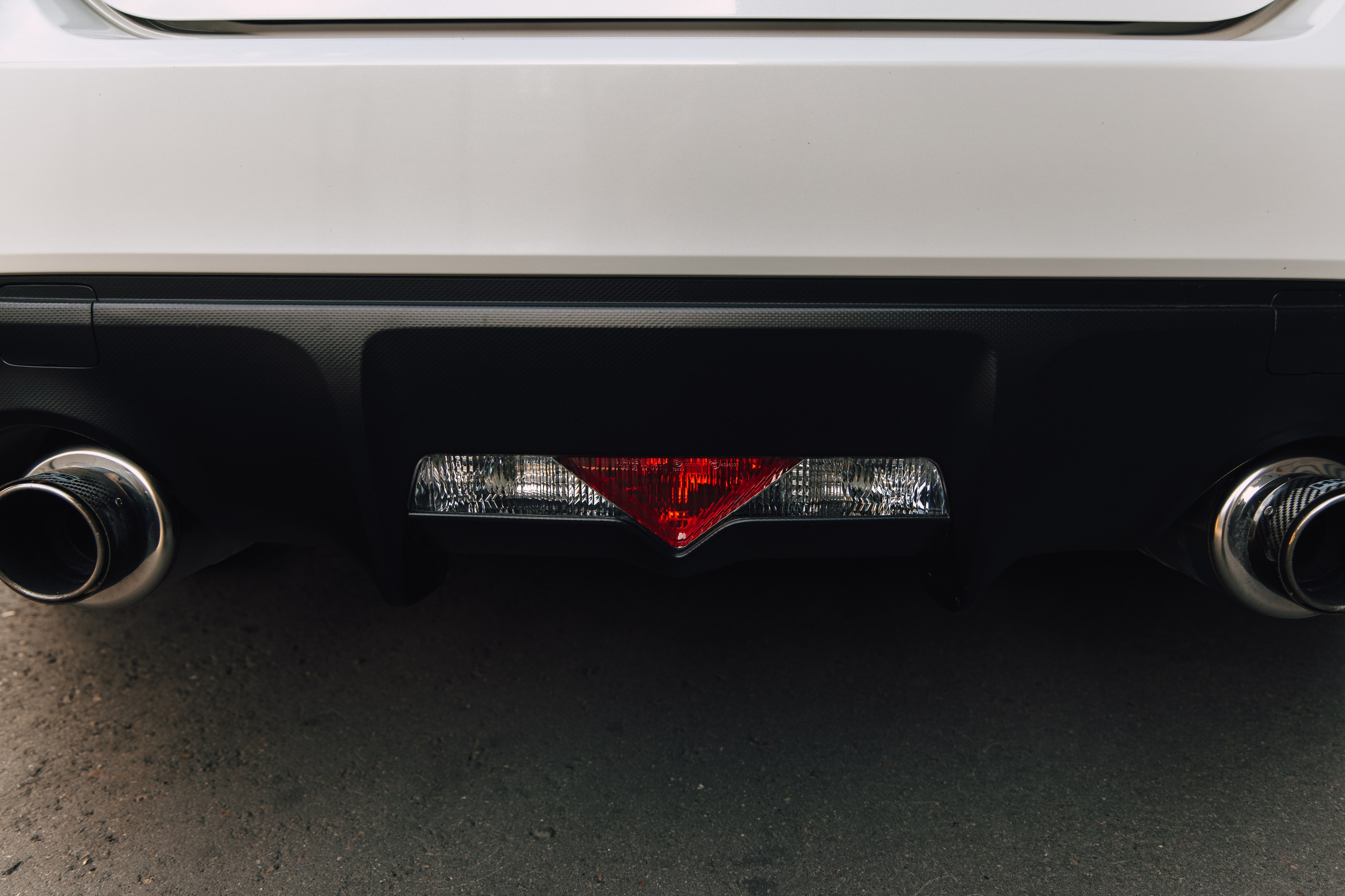 Subaru BRZ White. DeLorein